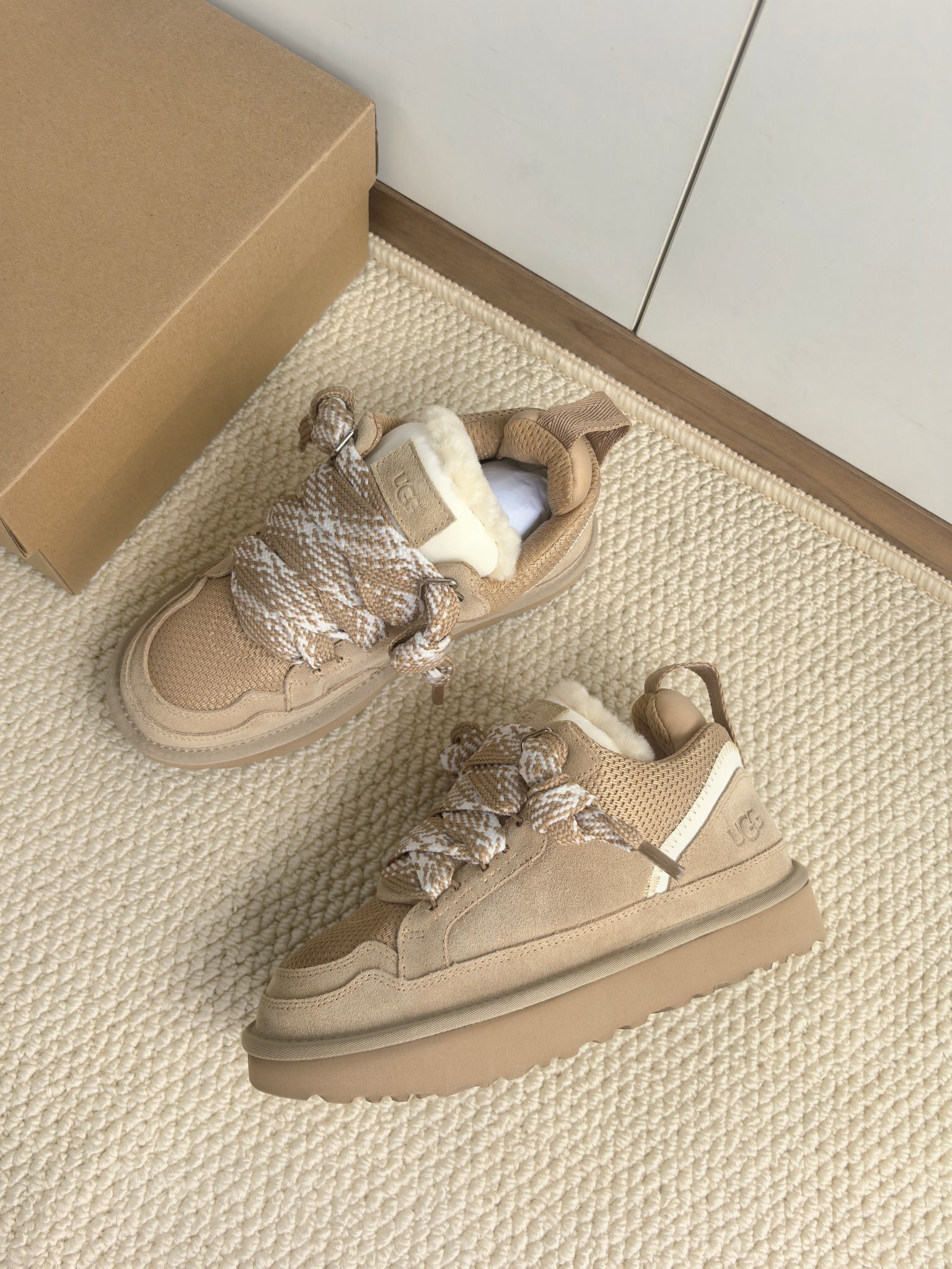 76$ Top Quality UGG Leather Wool Size 35-44 949430 UG284 gallery