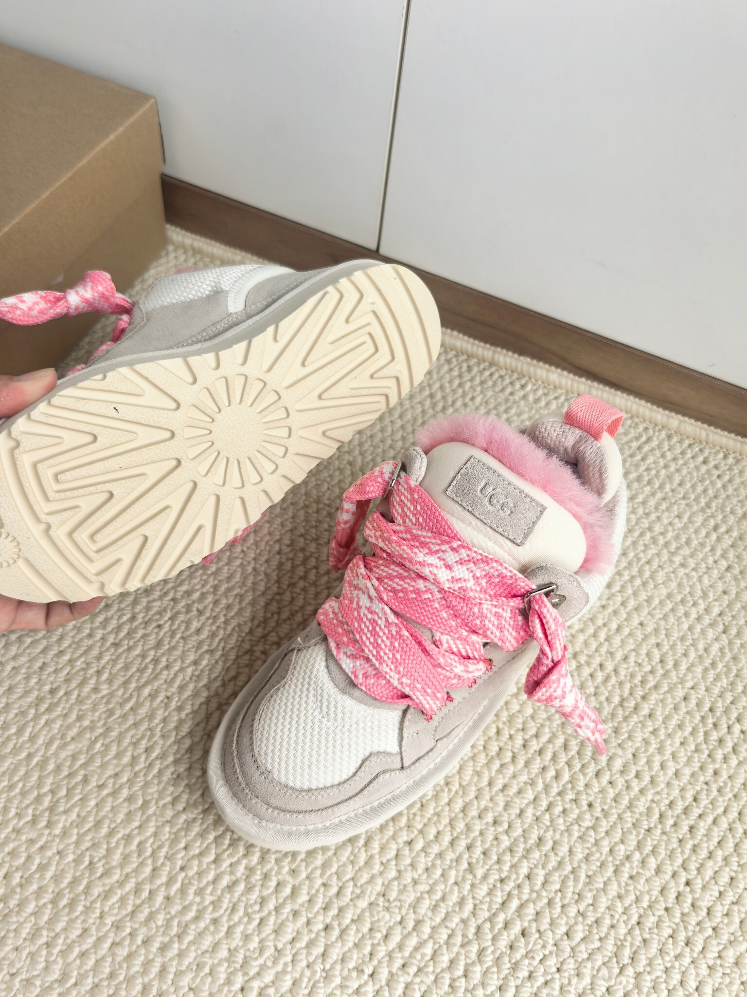 76$ Top Quality UGG Leather Wool Size 35-44 949430 UG284 gallery