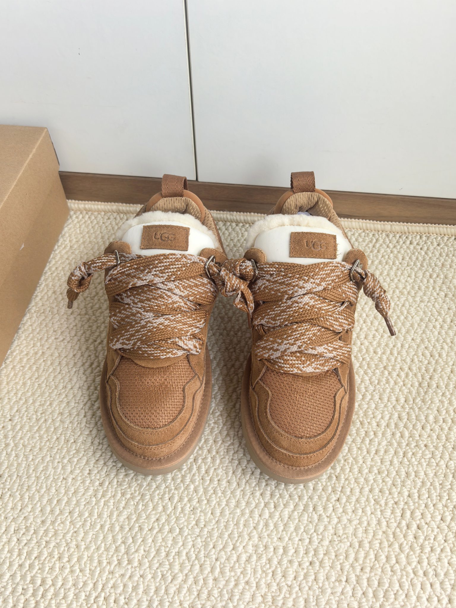 76$ Top Quality UGG Leather Wool Size 35-44 949430 UG284 gallery