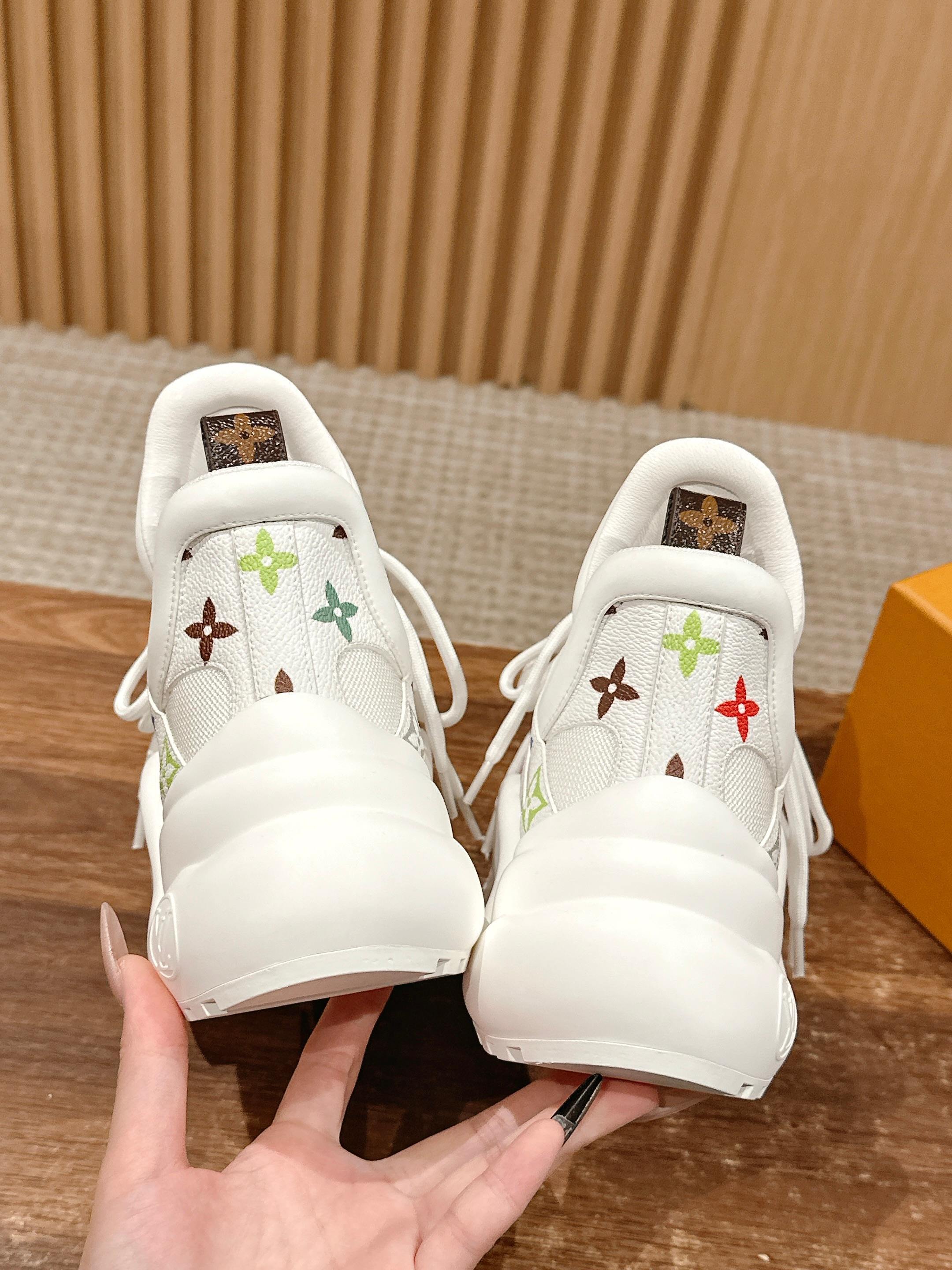 89$ dh LV Archlight size 35-40 75849068292 MJL596 gallery