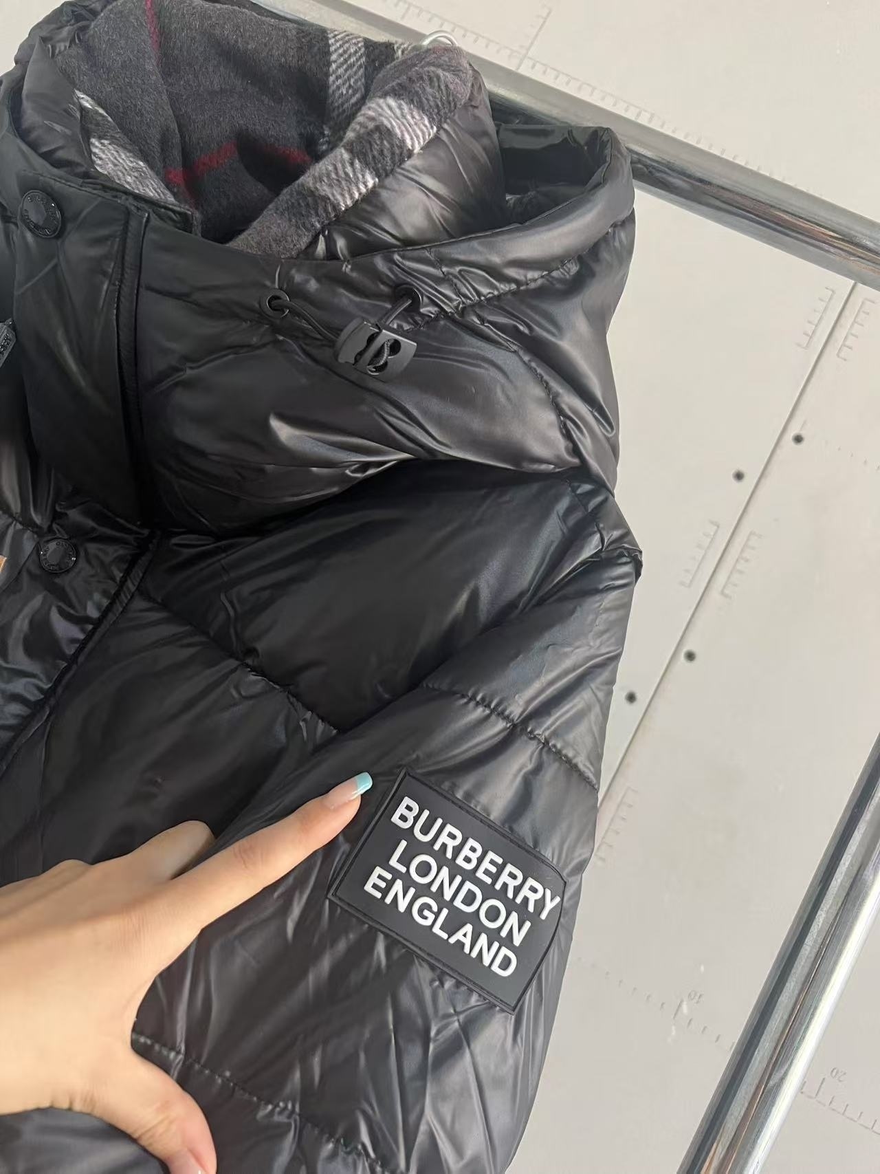 93$ Burberry jacket size M-5XL 755536 YNY4 gallery