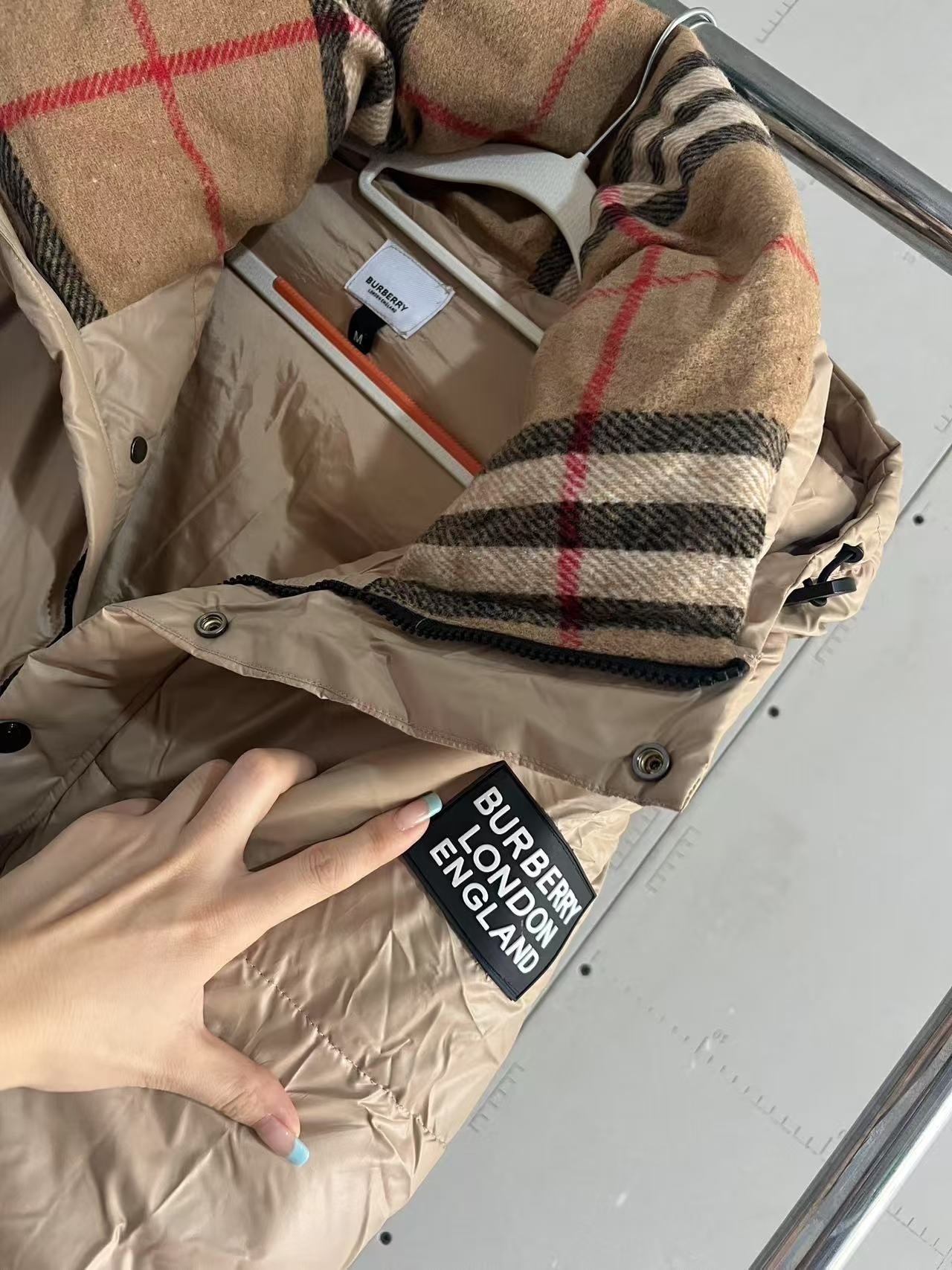 93$ Burberry jacket size M-5XL 755536 YNY4 gallery