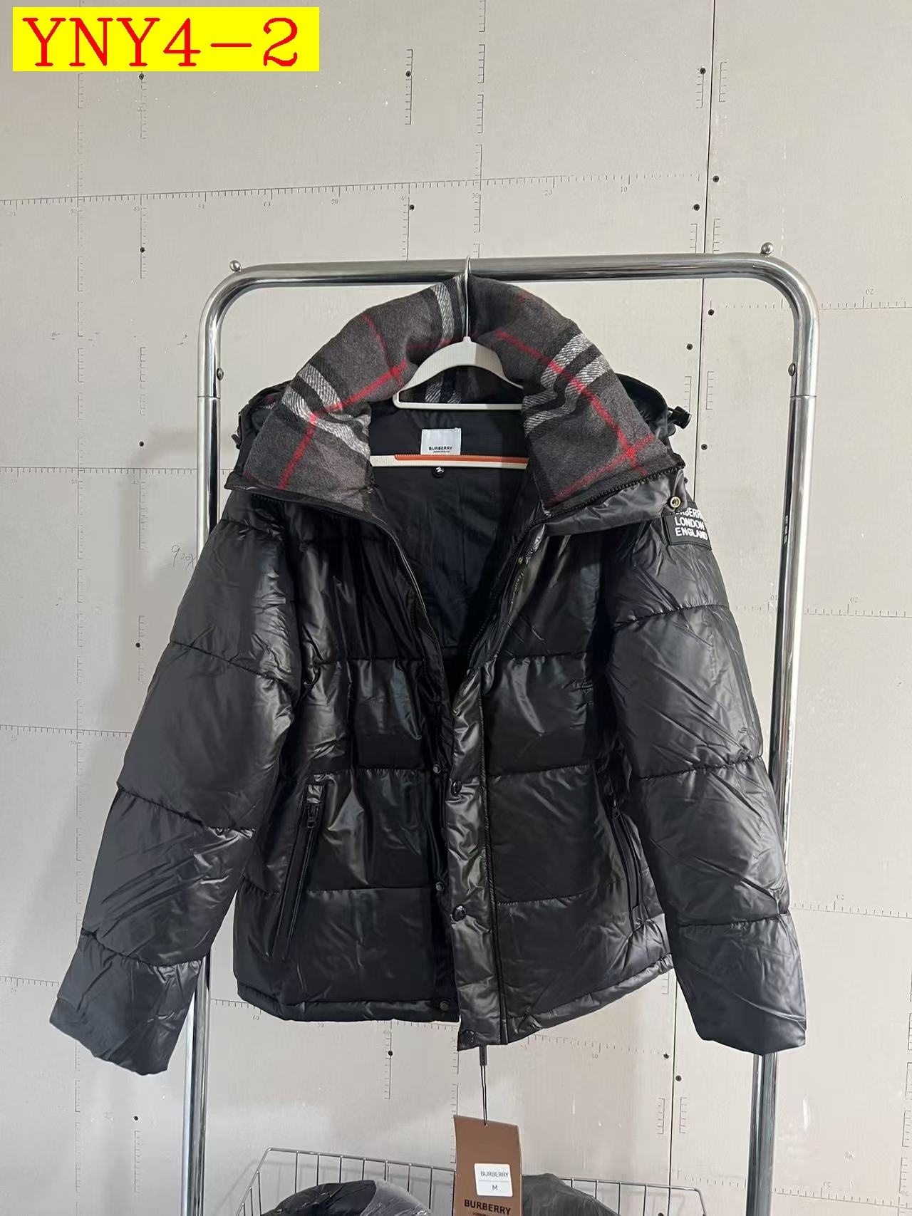 93$ Burberry jacket size M-5XL 755536 YNY4 gallery
