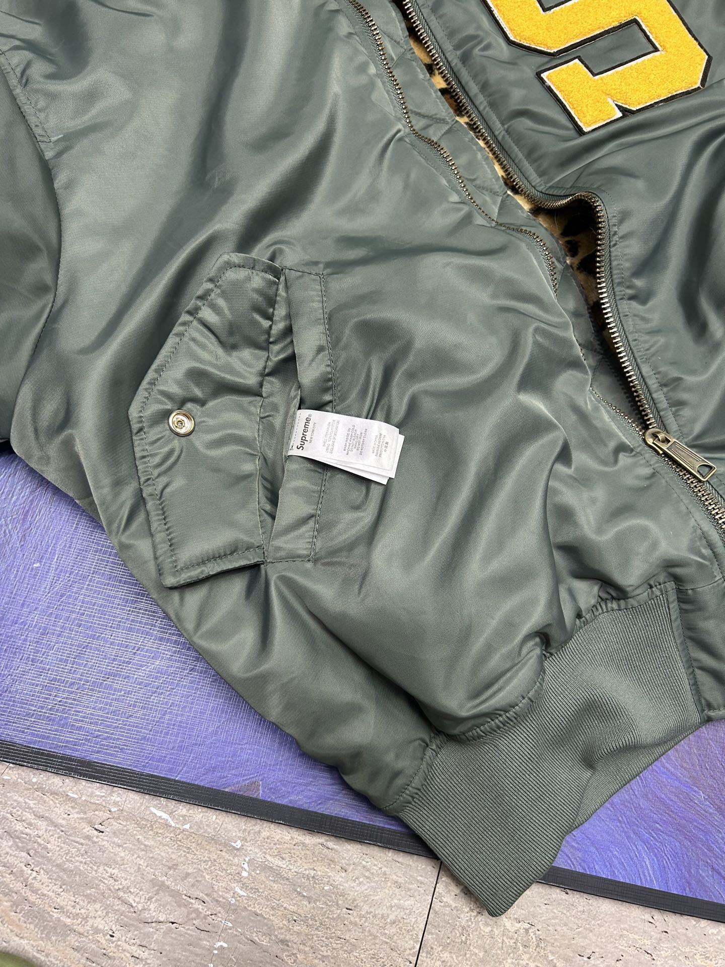 95$ Supreme x GOODENOUGH SS25 WEEK15 Reversible Size S-XL 553870 LNF626 gallery