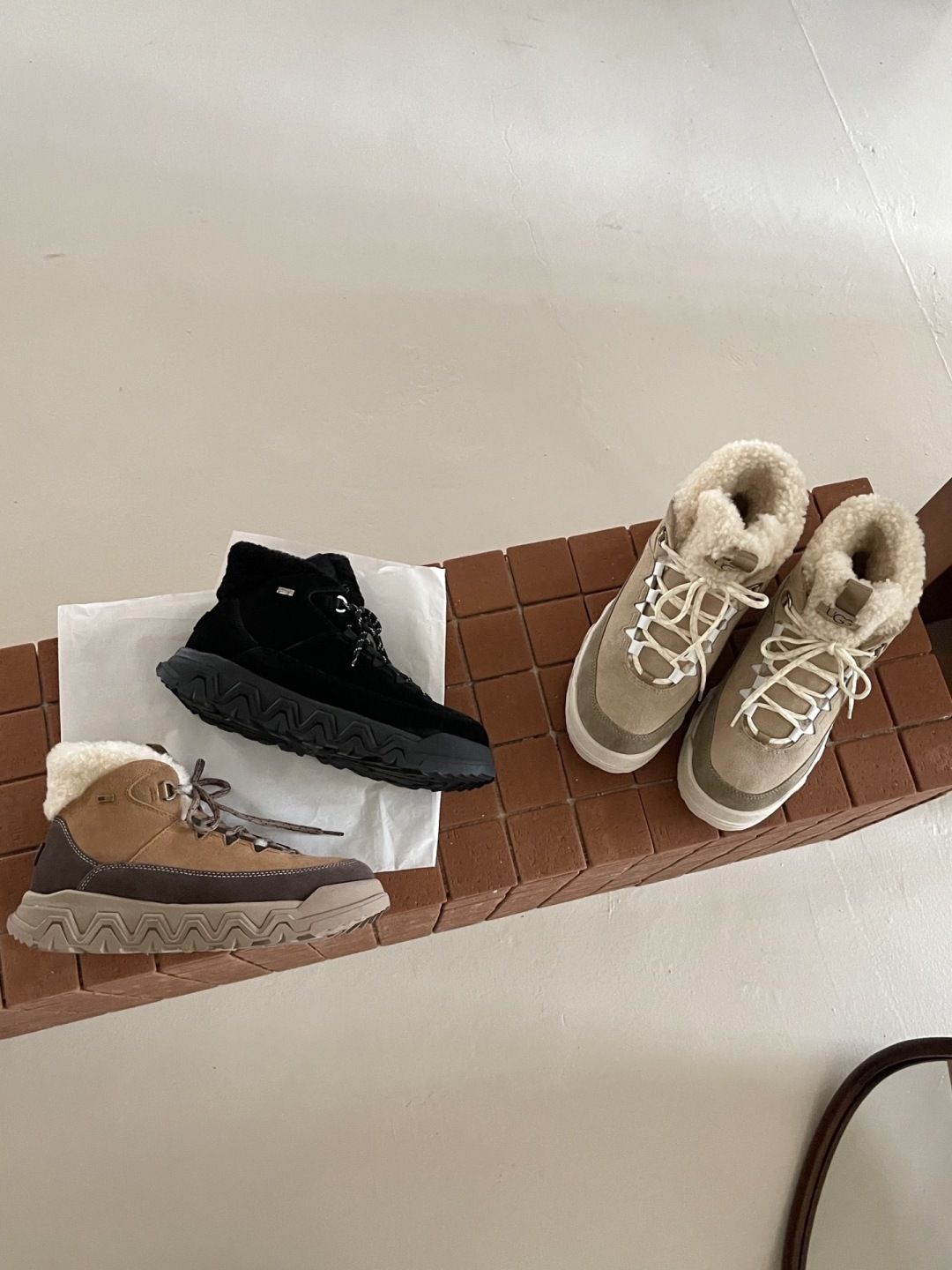 95$ Top Quality UGG Shoes Leather Wool Platform 4cm size 35-44 752690 UG310 gallery