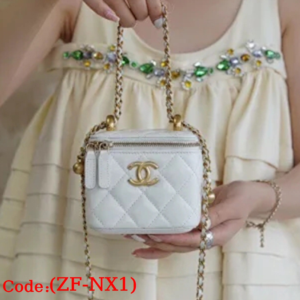 C@HANEL Handbag gallery