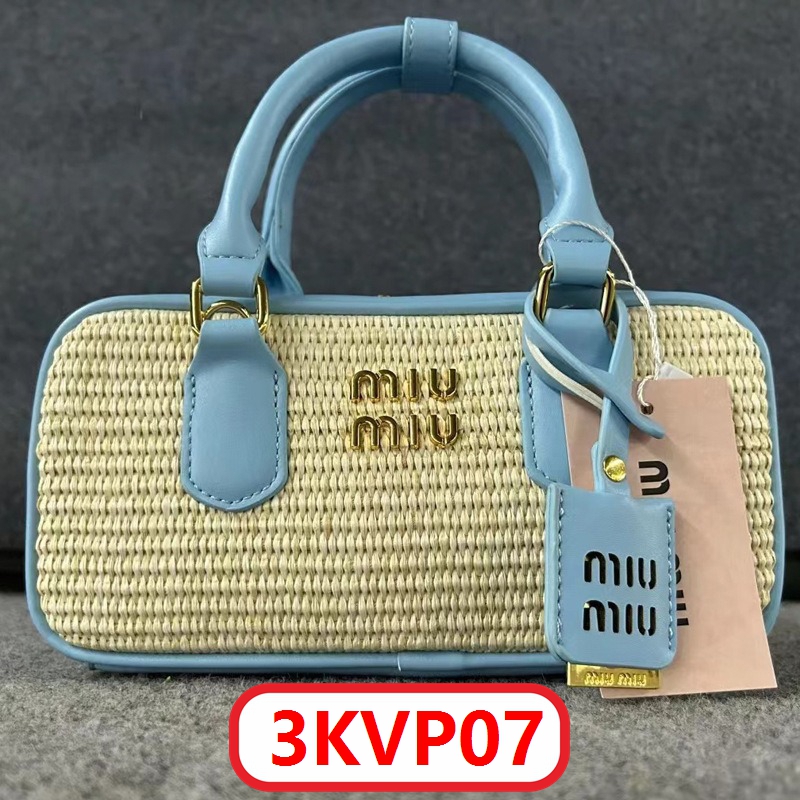 M@iu Miu Beau leather bag gallery