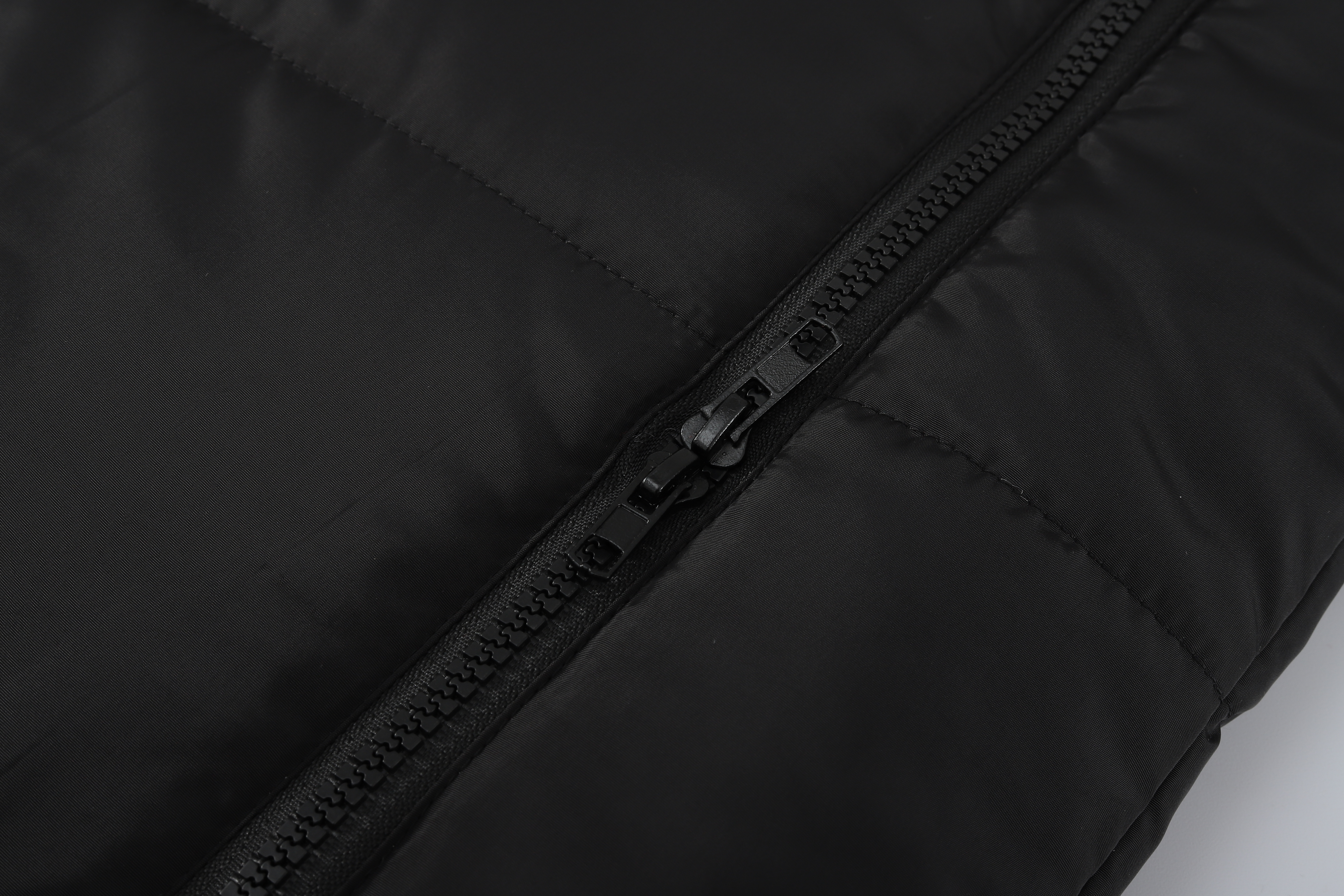 B1591-288￥39.11$Moncler gallery