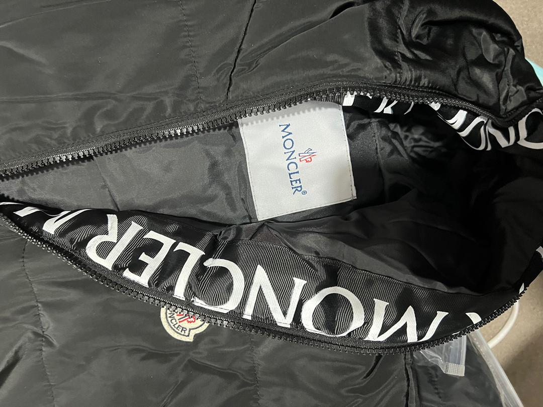 B1591-288￥39.11$Moncler gallery
