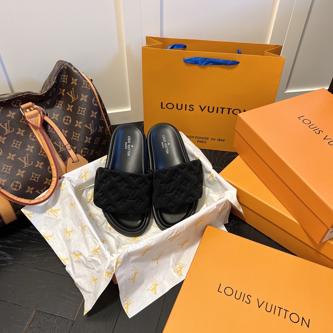 1498-245￥| 45$LV gallery