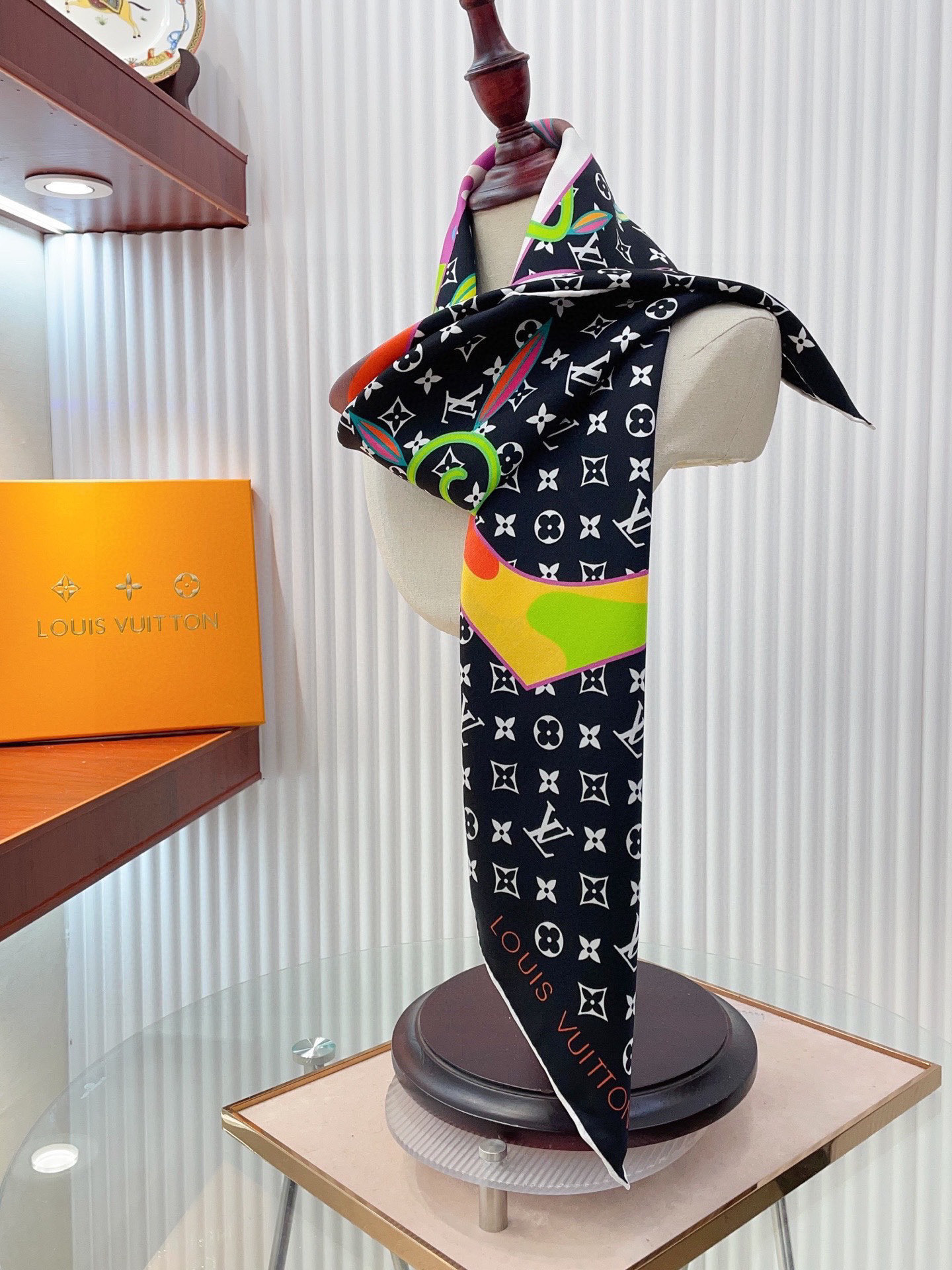 1608-￥| 28.77$silk scarf gallery