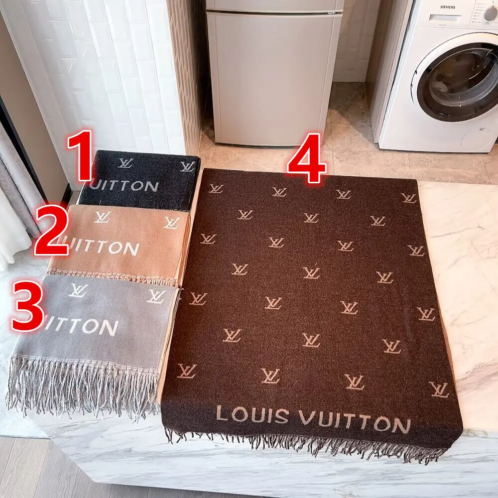 1674-￥| 27.68$LV gallery