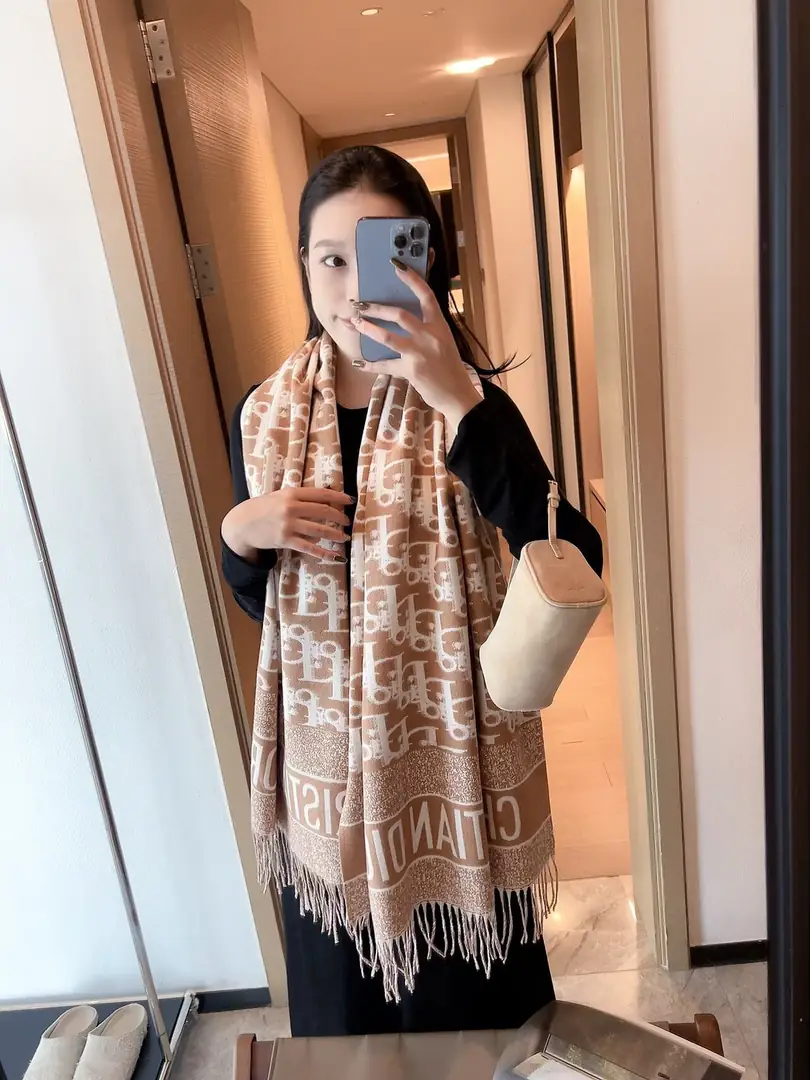 1677-￥| 27.61$DR gallery