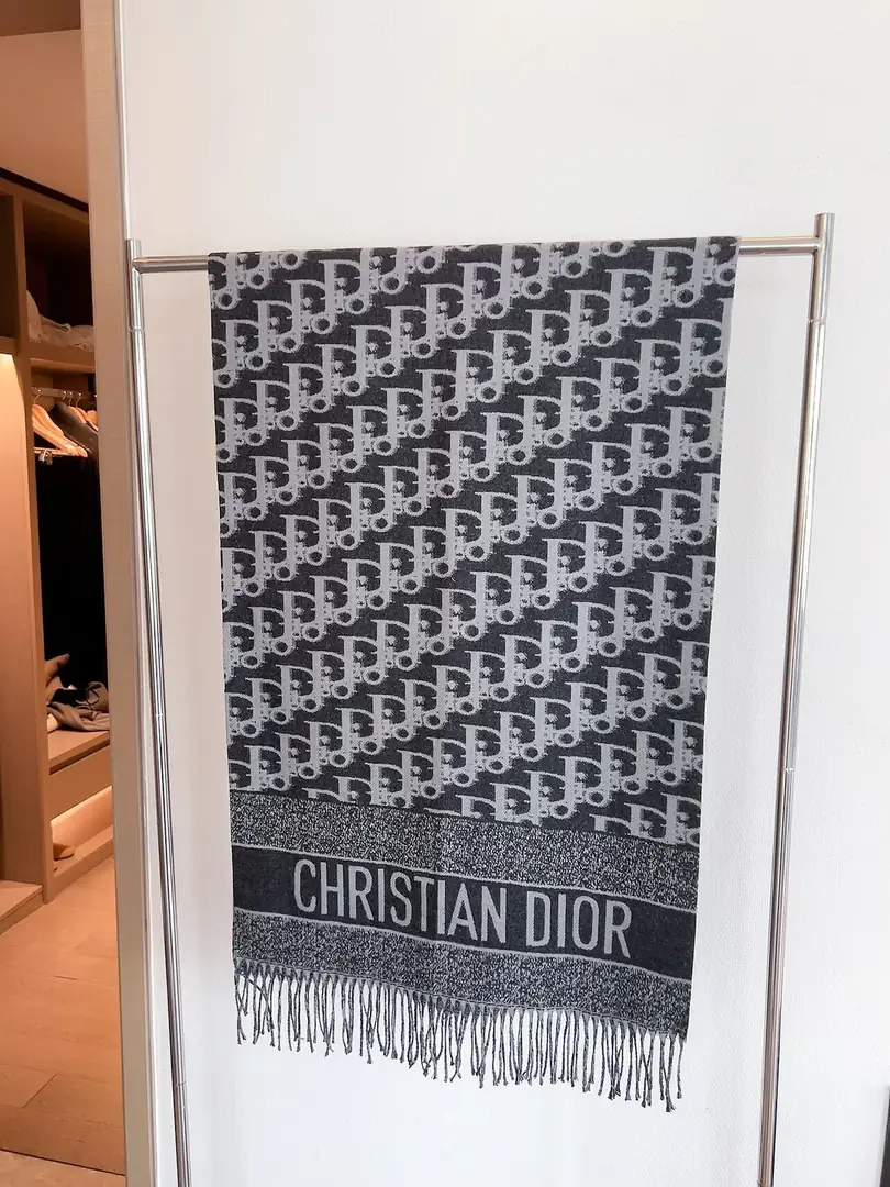 1677-￥| 27.61$DR gallery