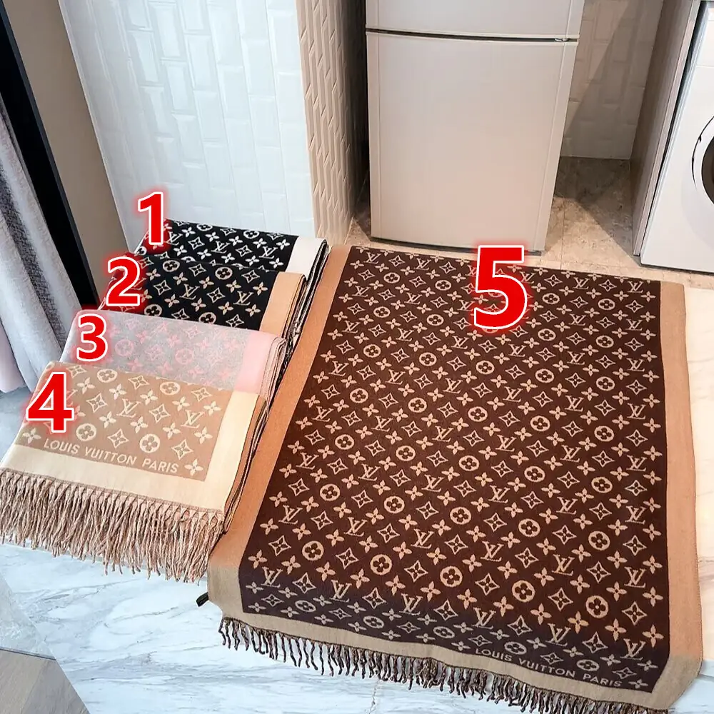 1680-￥| 27.96$LV gallery