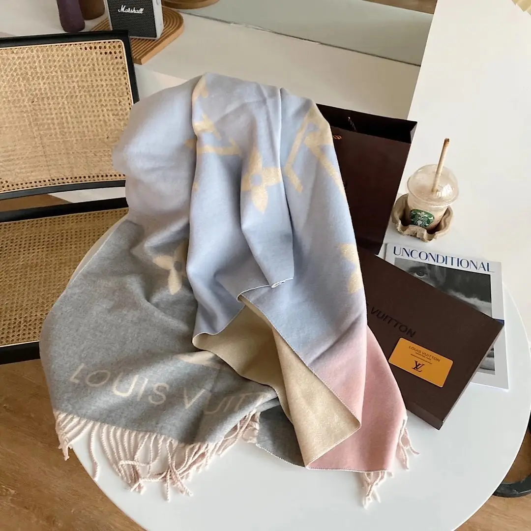 1732-￥| 25.88$LV gallery