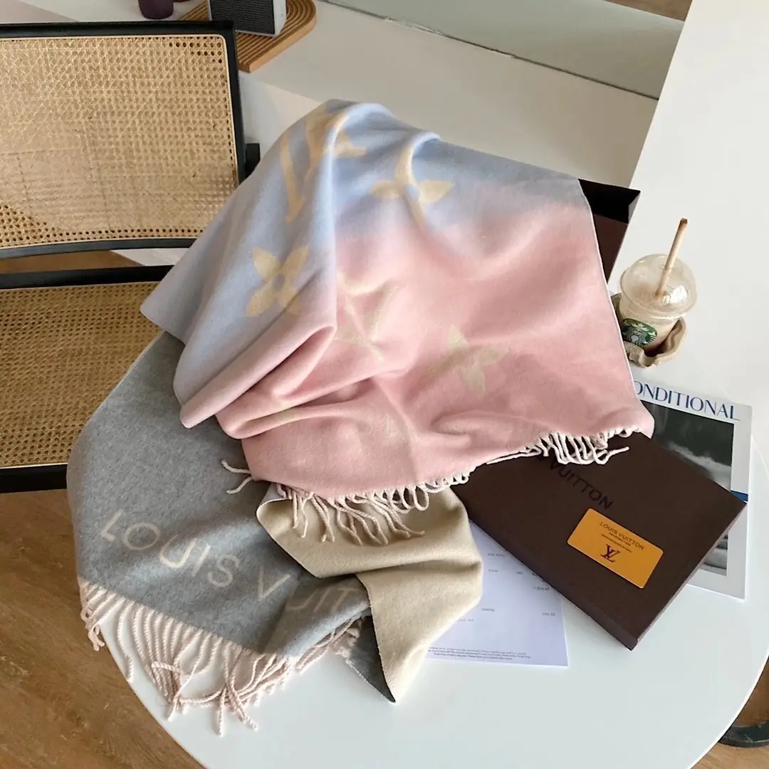 1732-￥| 25.88$LV gallery