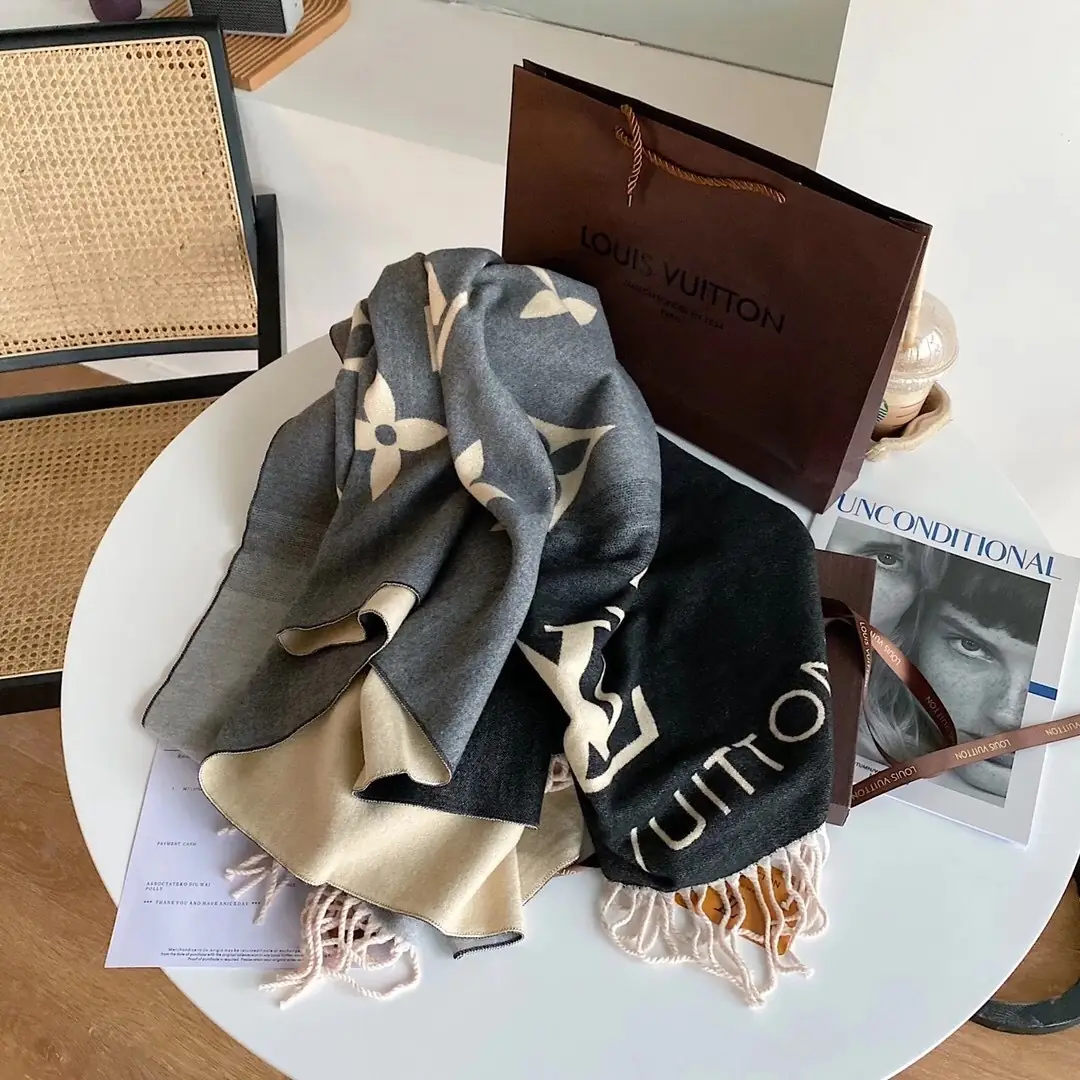 1732-￥| 25.88$LV gallery