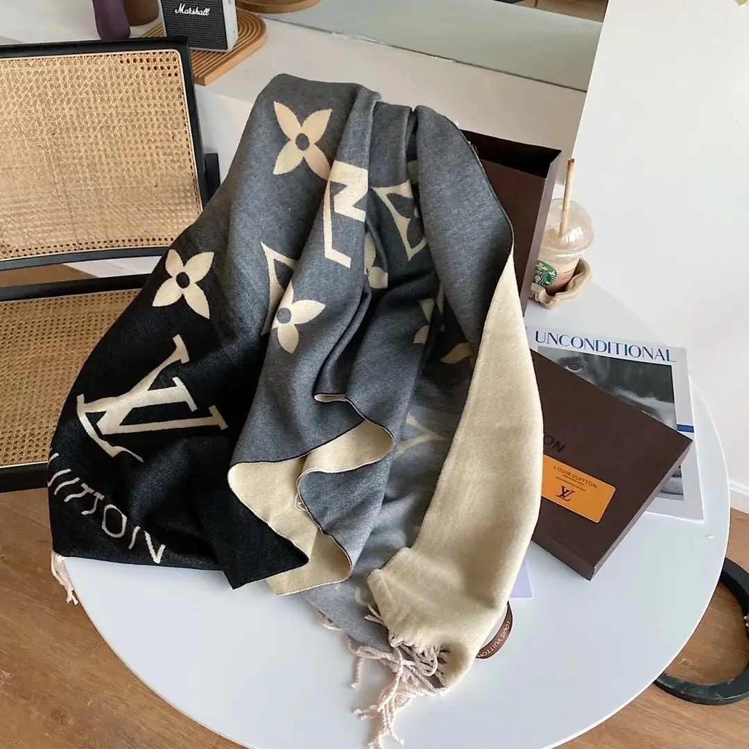 1732-￥| 25.88$LV gallery