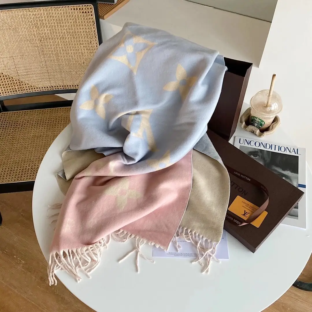 1732-￥| 25.88$LV gallery