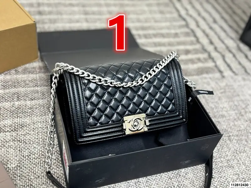 1764-492￥|69.88$CHANEL gallery