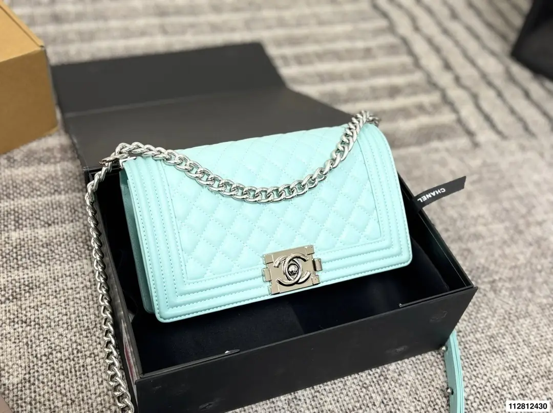 1764-492￥|69.88$CHANEL gallery