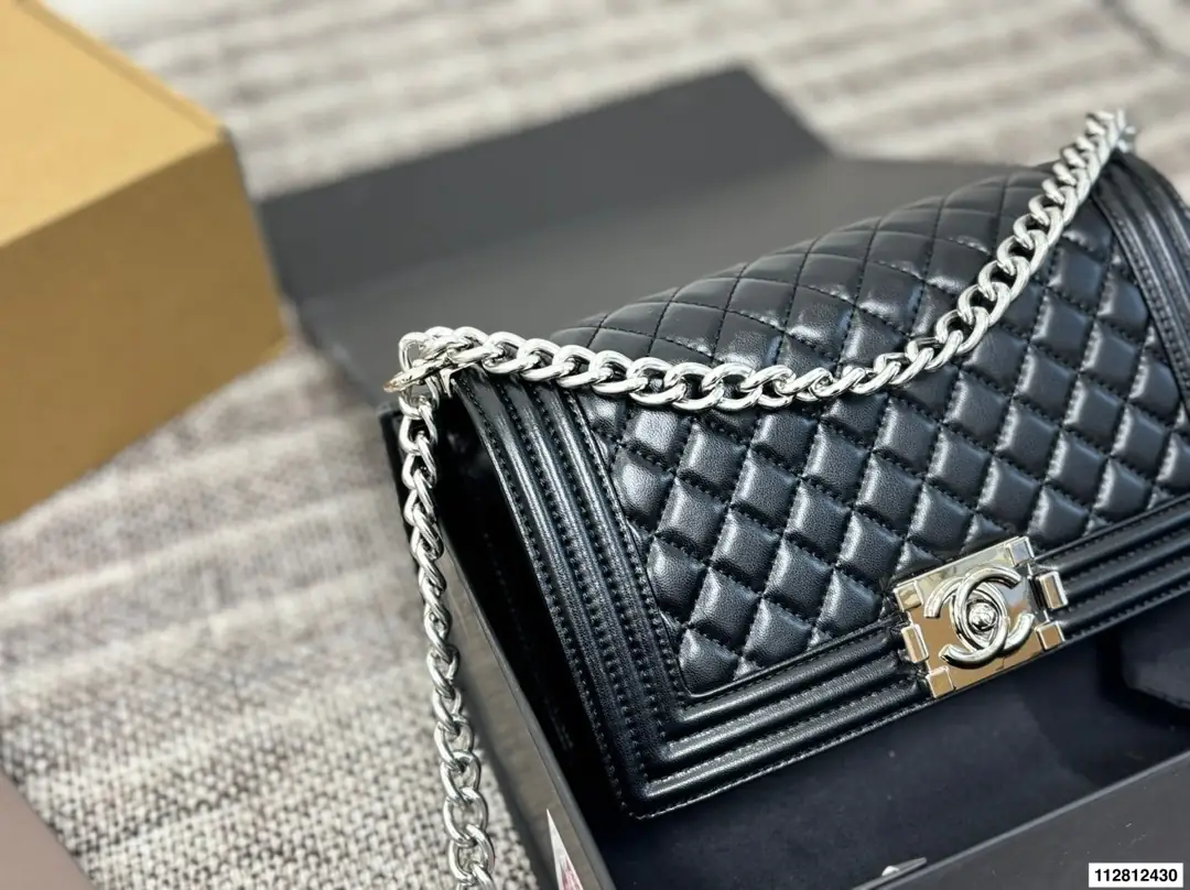 1764-492￥|69.88$CHANEL gallery