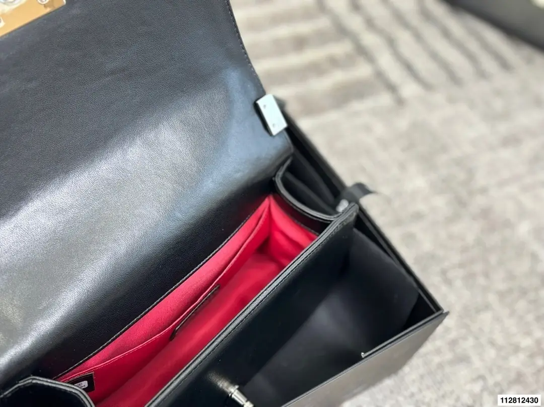 1764-492￥|69.88$CHANEL gallery