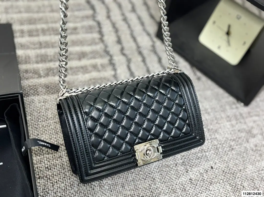 1764-492￥|69.88$CHANEL gallery
