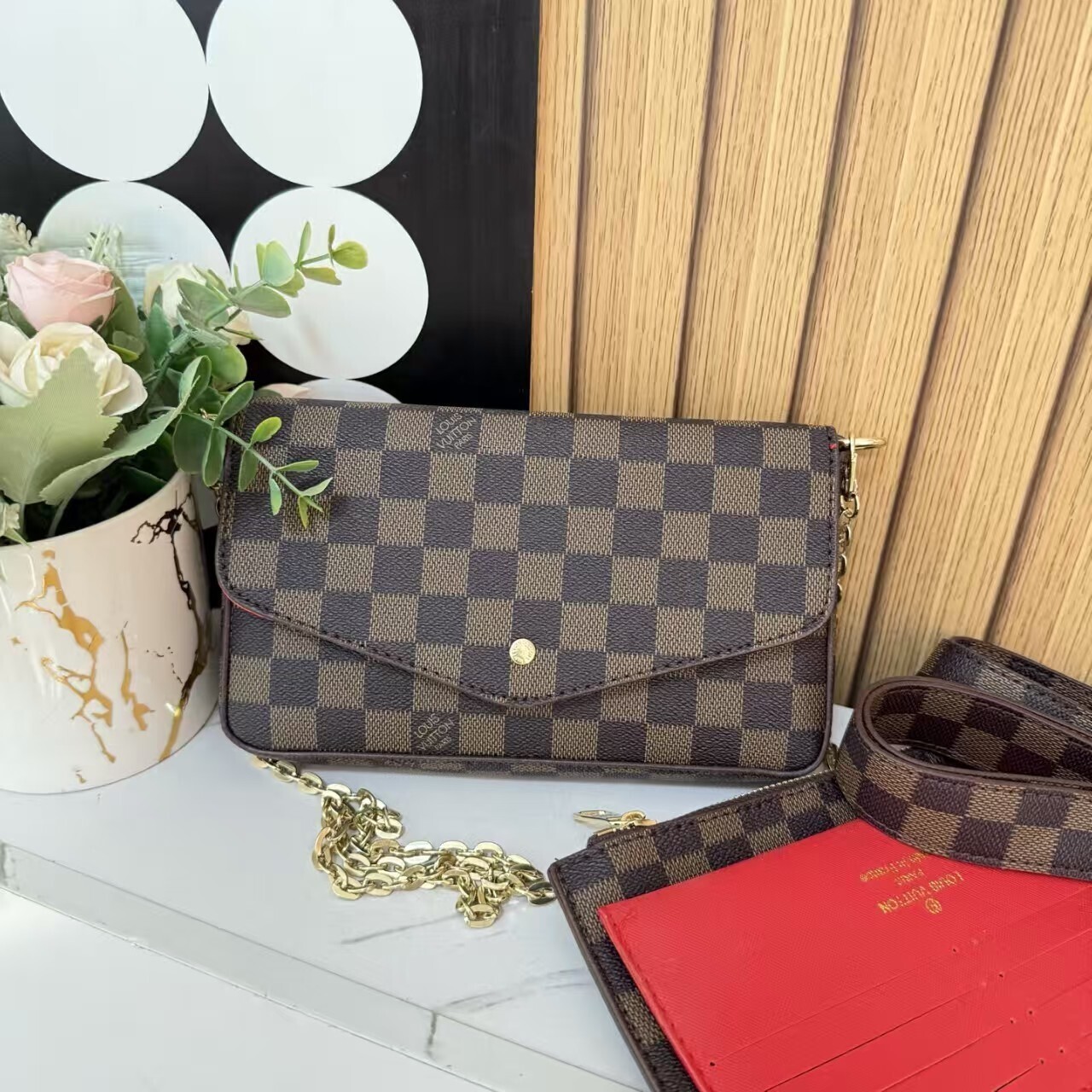 1806-￥| 23.88$LV gallery