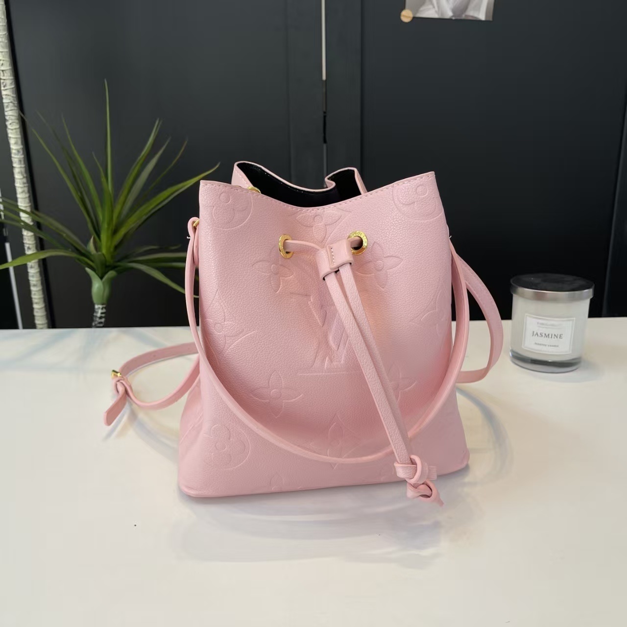 1810-￥| 29.88$LV gallery