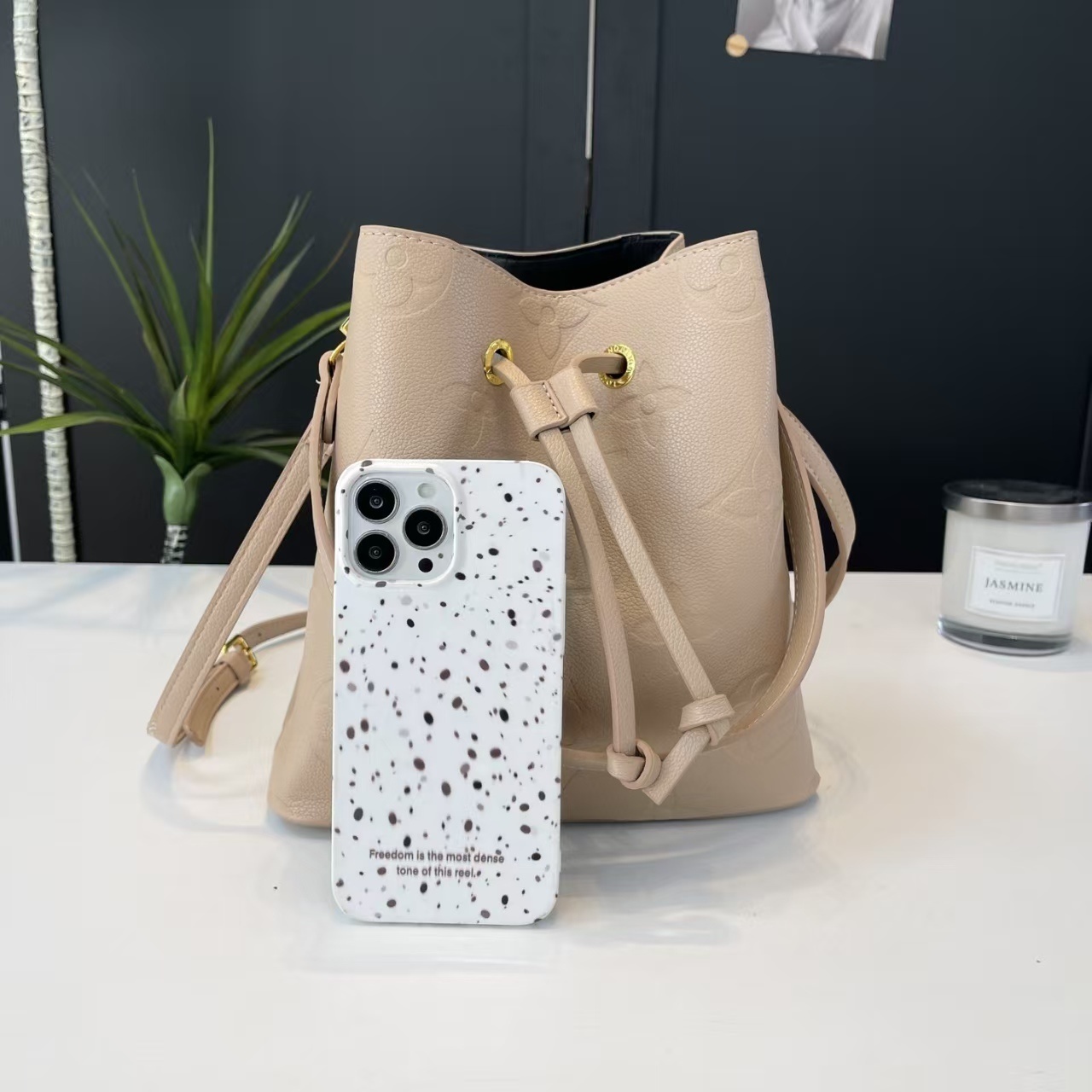 1810-￥| 29.88$LV gallery