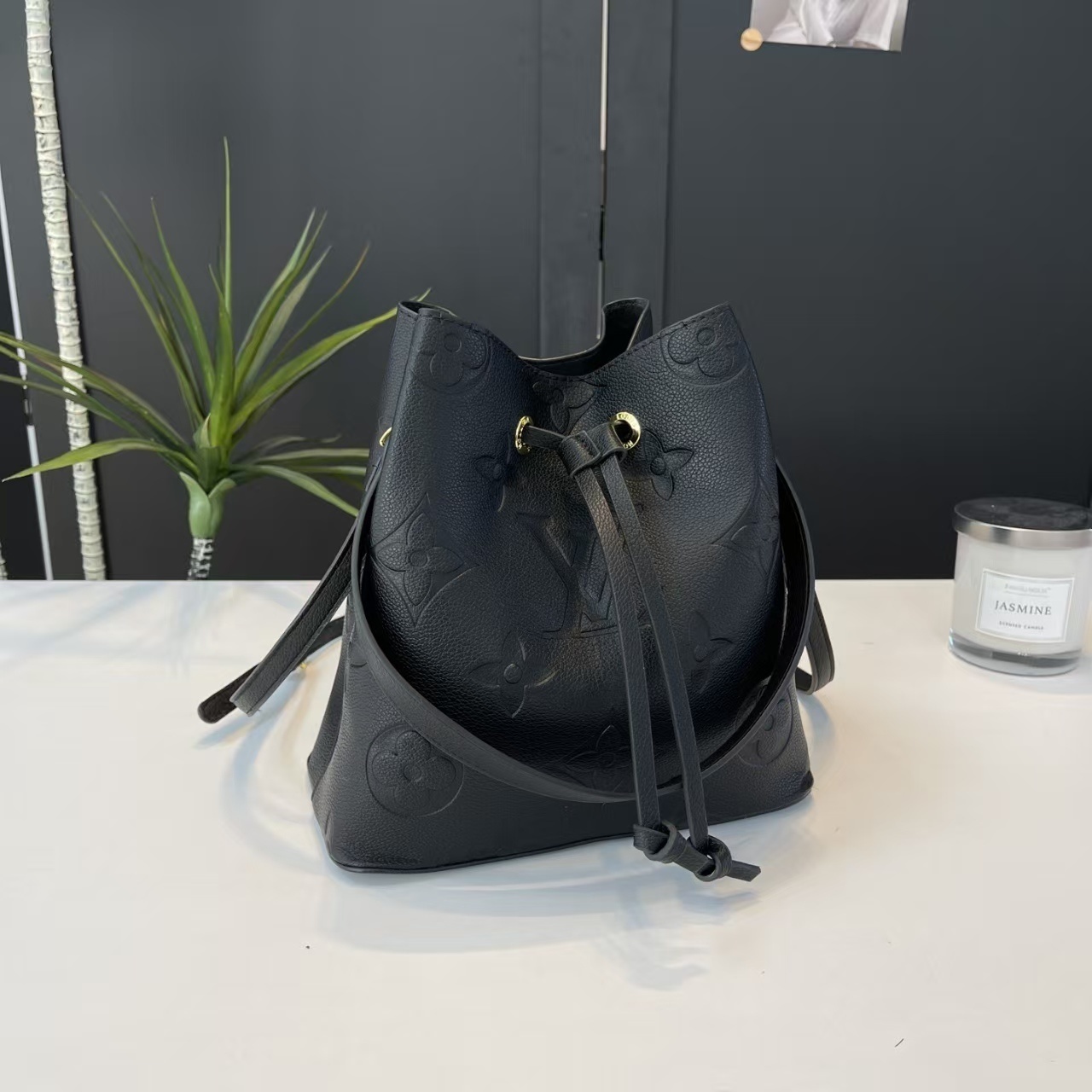 1810-￥| 29.88$LV gallery