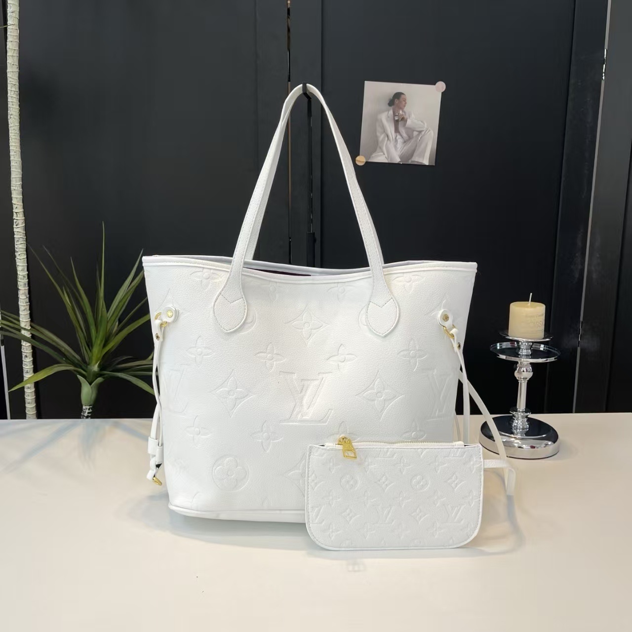 1811-￥| 33.22$LV gallery