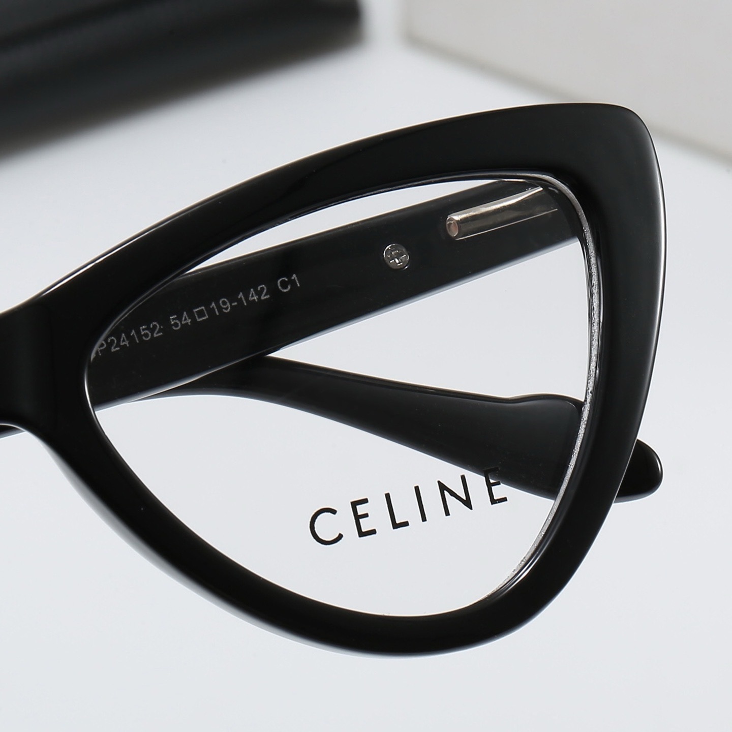 1828-￥| 21.87$CELINE gallery