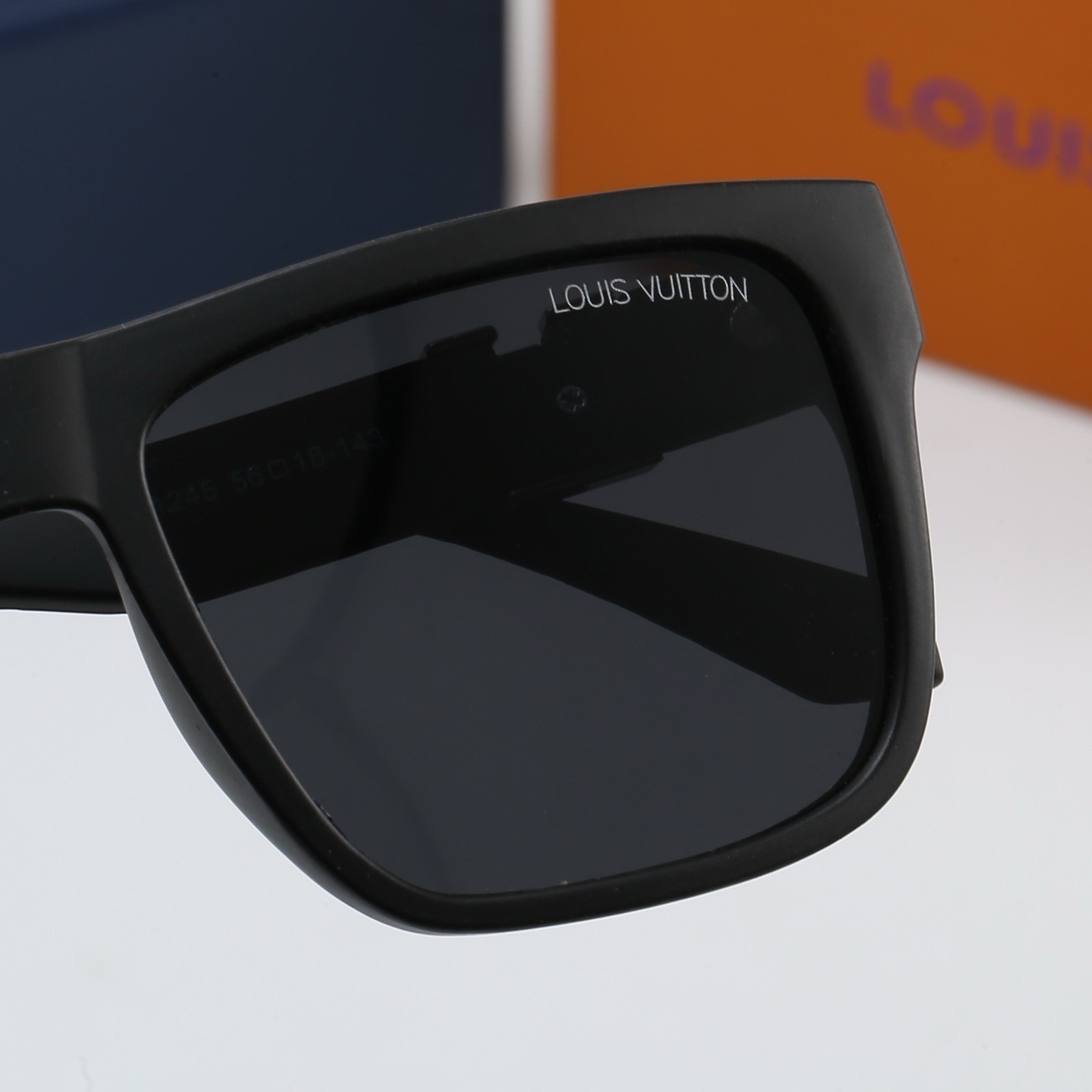 1830-￥| 21.22$LV gallery