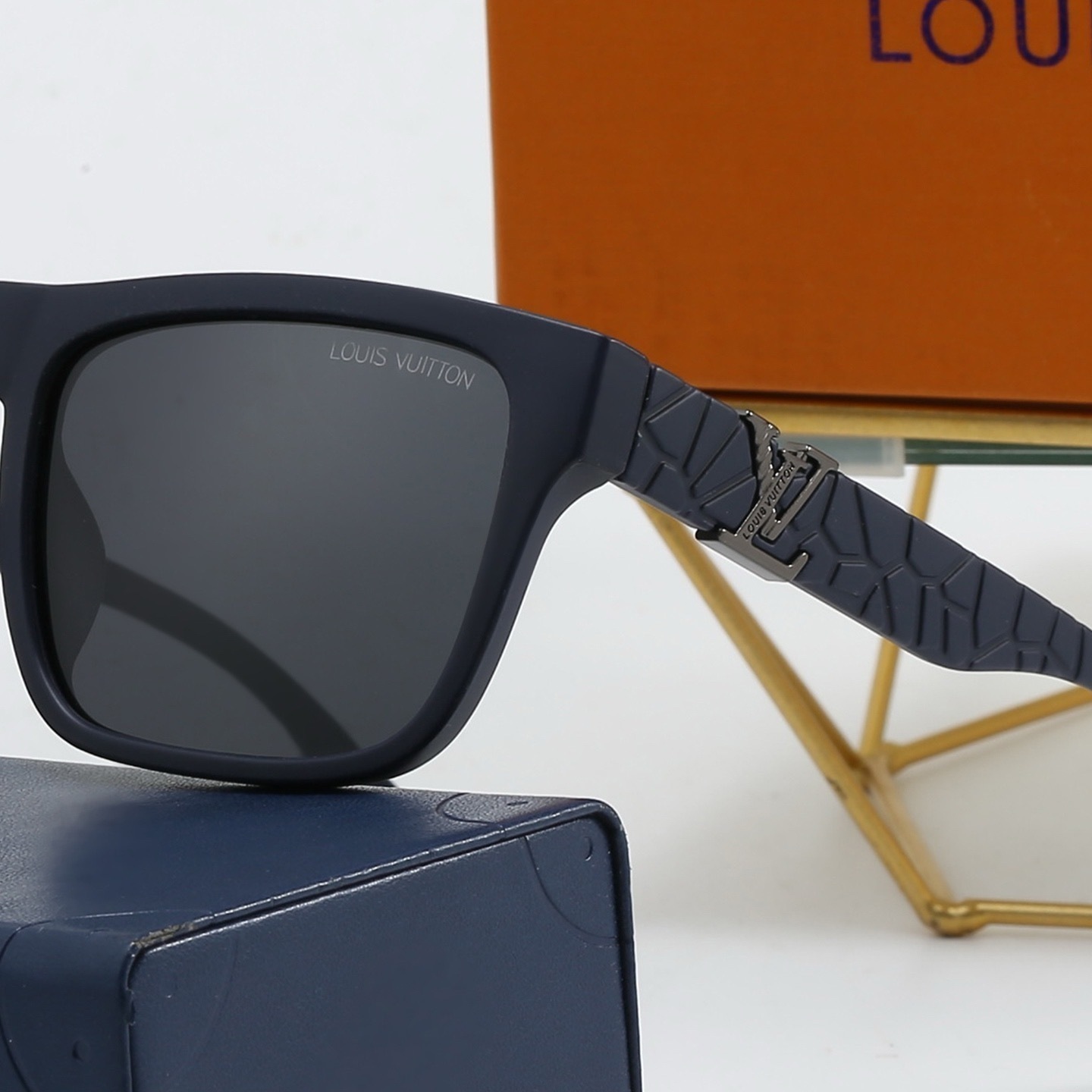 1830-￥| 21.22$LV gallery