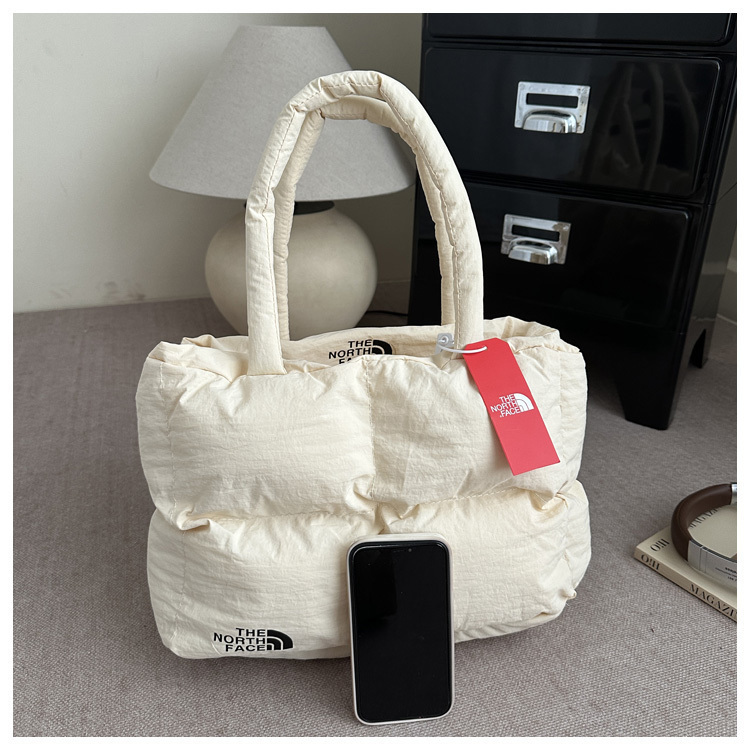 1840-￥| 28.65$TNF gallery