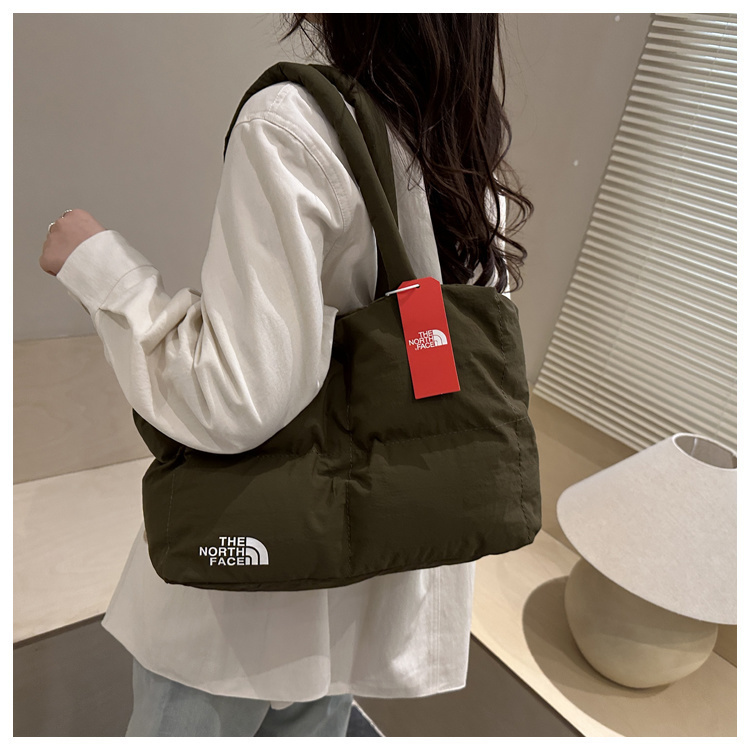 1840-￥| 28.65$TNF gallery