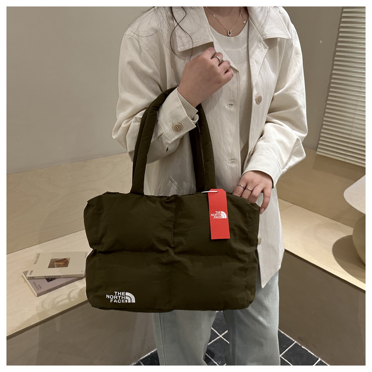 1840-￥| 28.65$TNF gallery