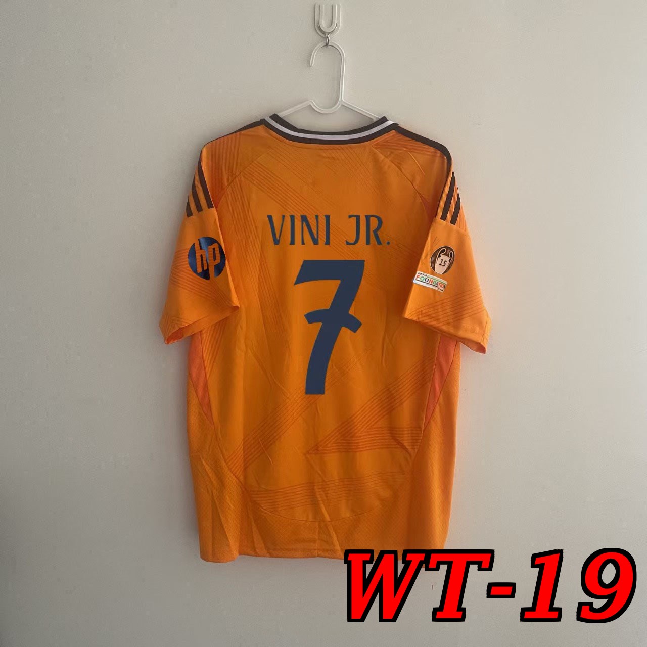 WT1237   $39.99 gallery