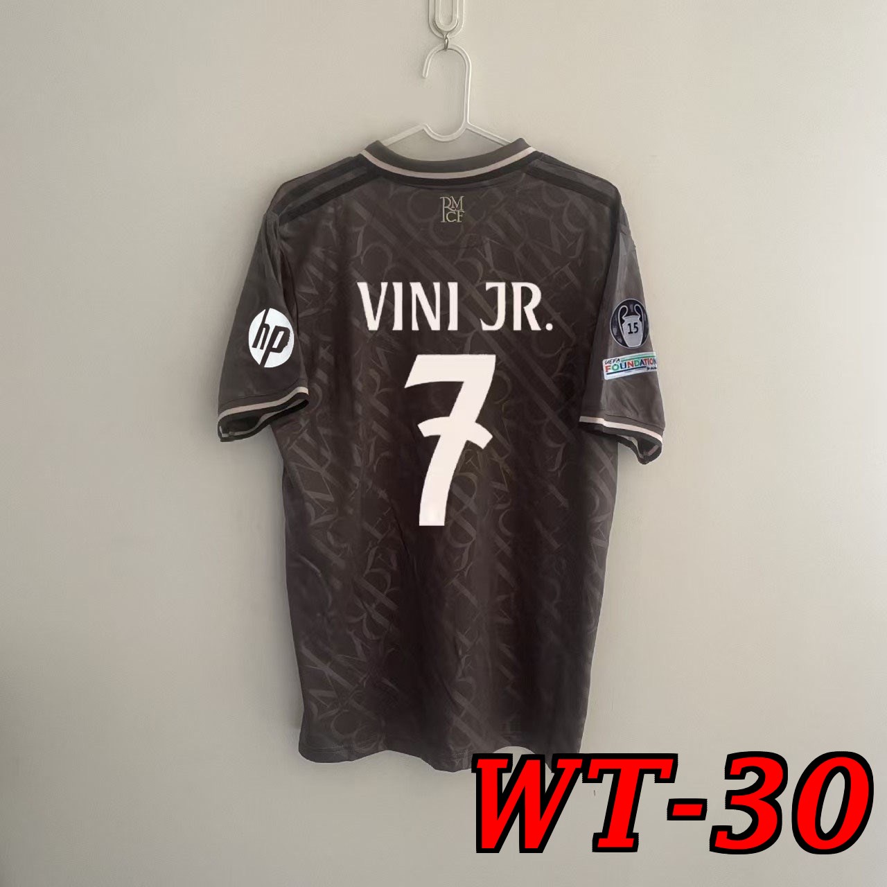 WT1237   $39.99 gallery