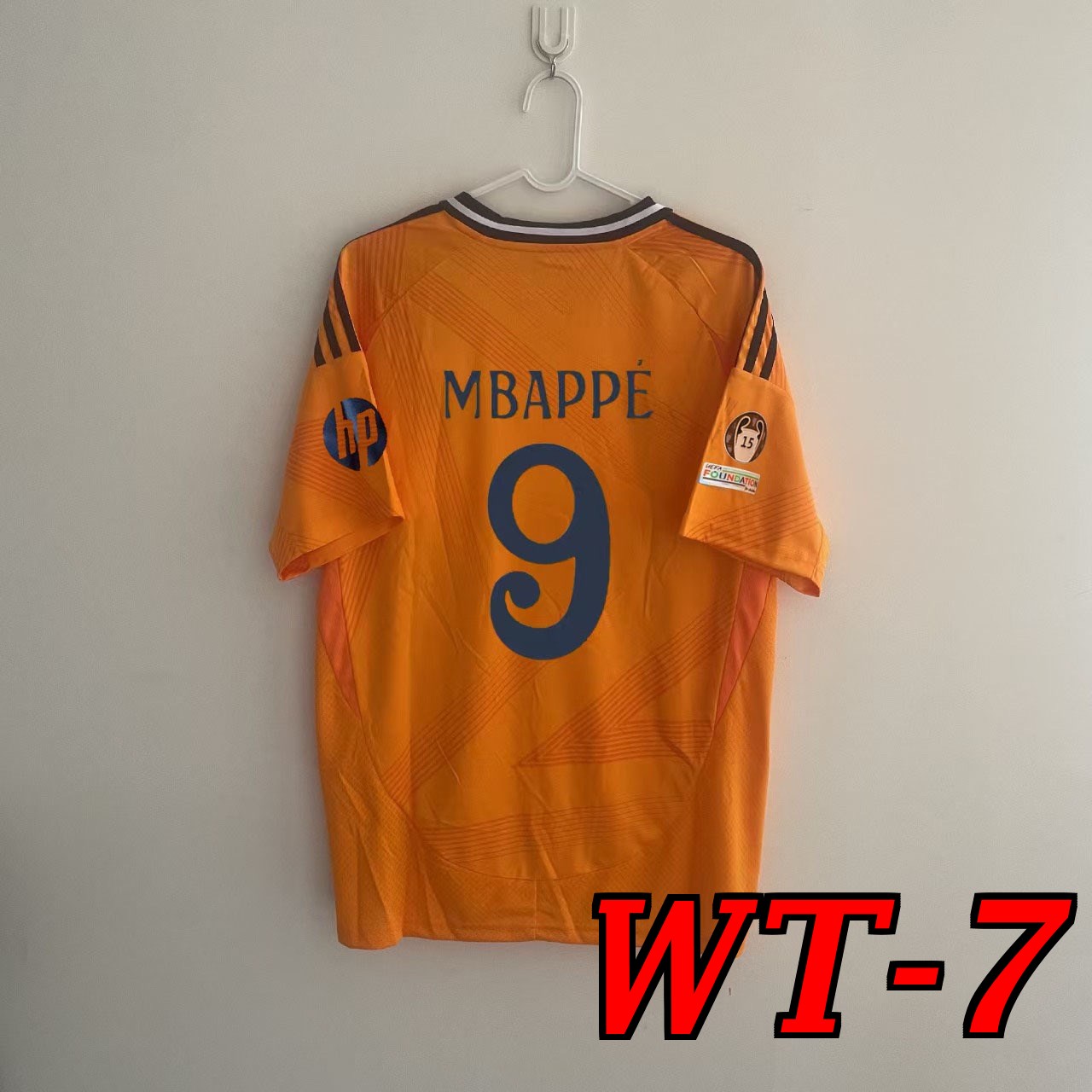 WT1237   $39.99 gallery