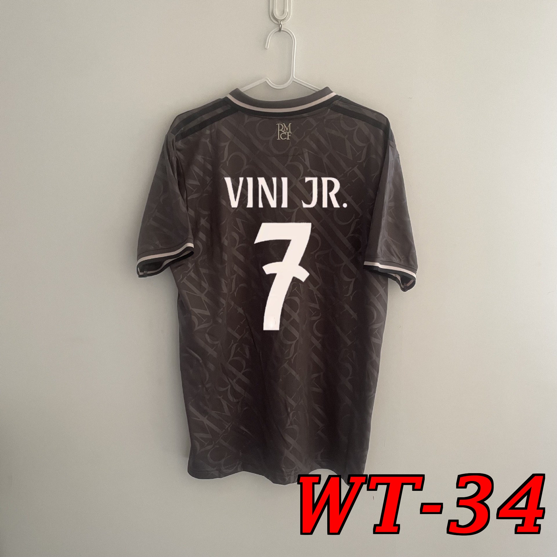 WT1237   $39.99 gallery