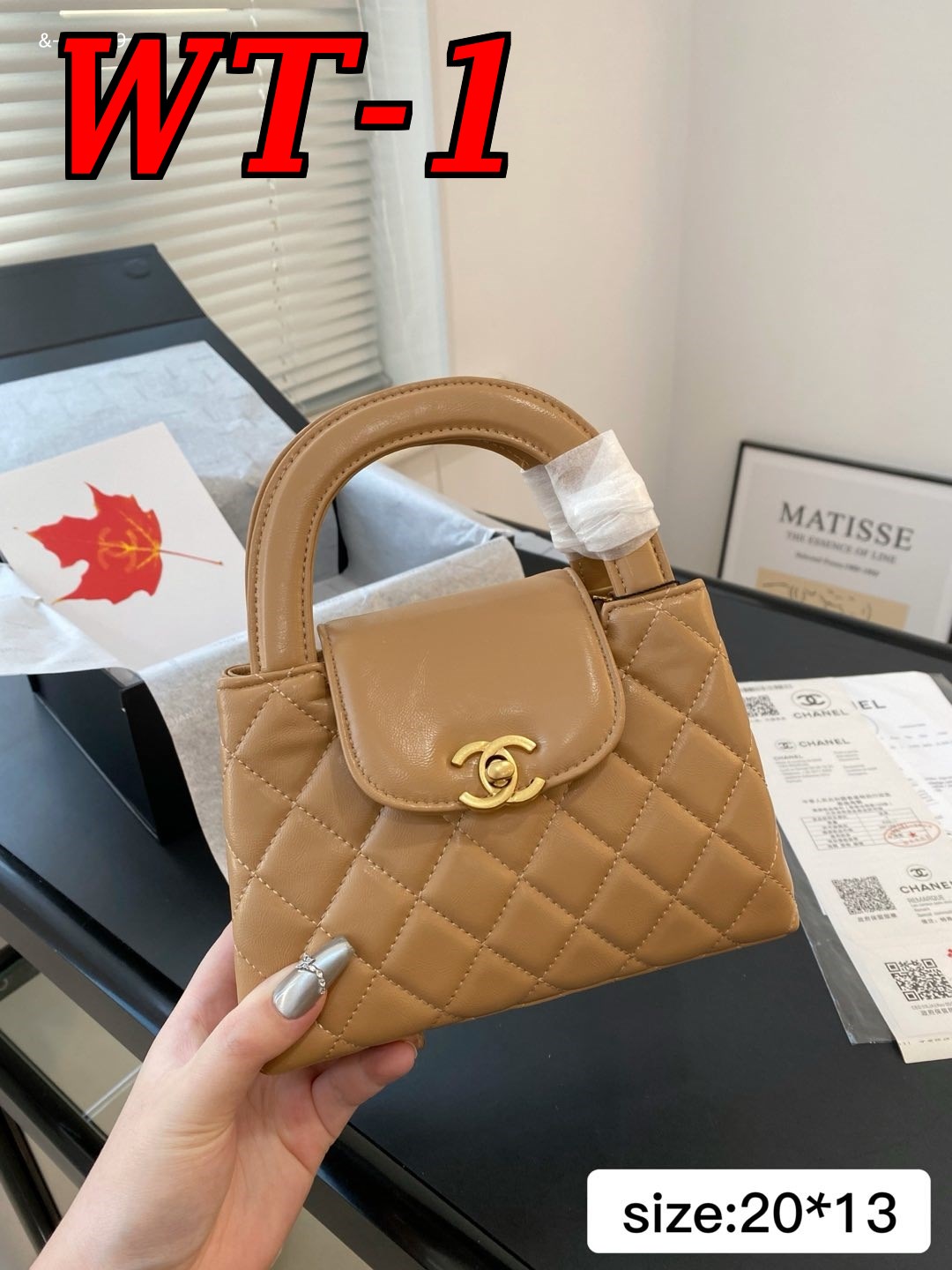 WT1397     $58.99   CHA gallery