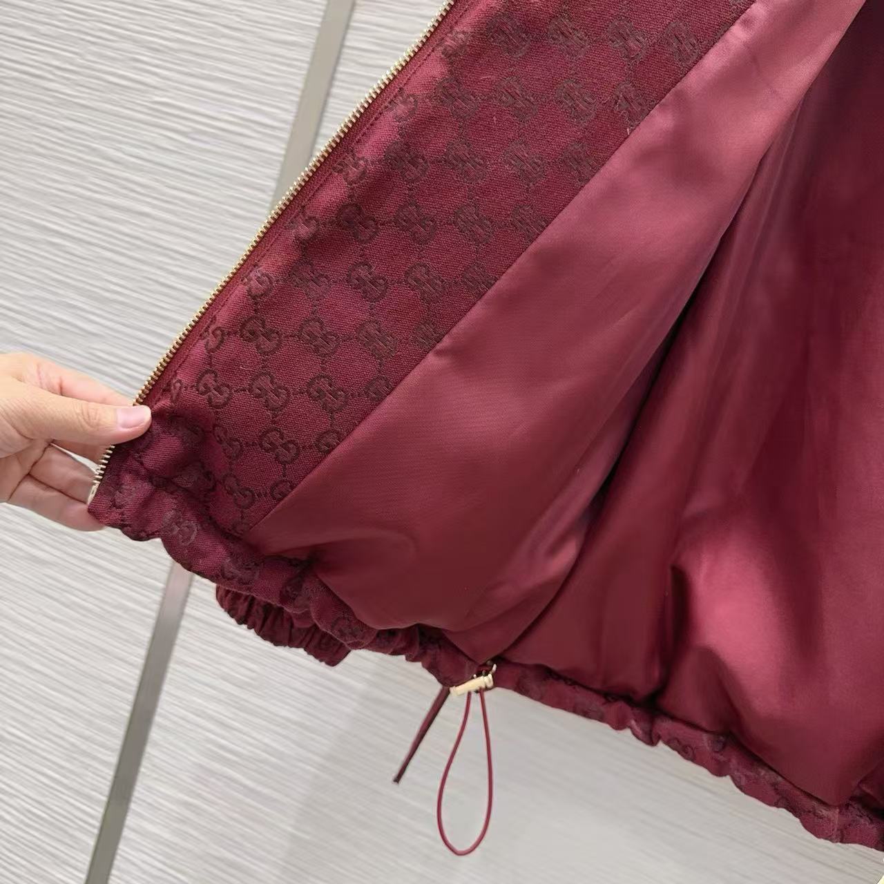 WT1609    $84.99  GU gallery