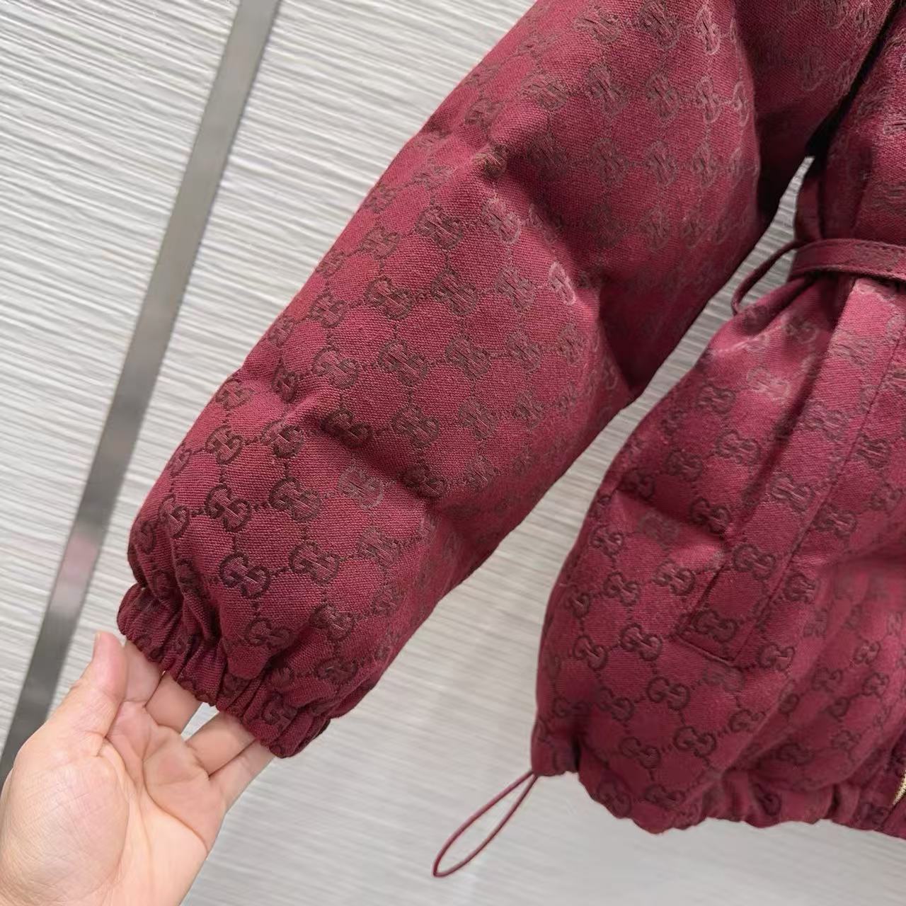 WT1609    $84.99  GU gallery