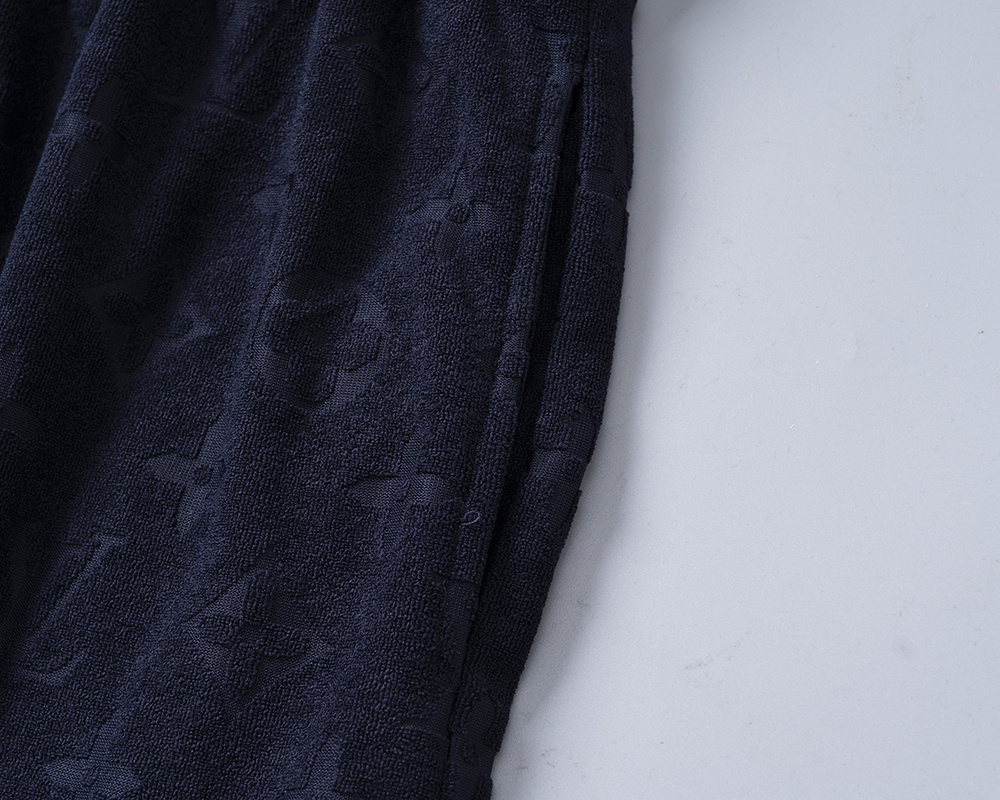 AA81-1-AA81-3   LV   1106635#驴家 gallery