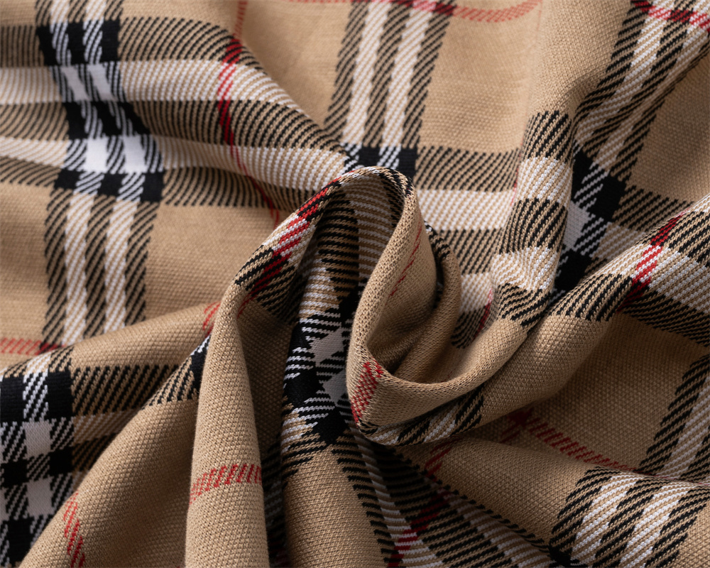 AA89-1   Burberry   5525082#T-shirt gallery