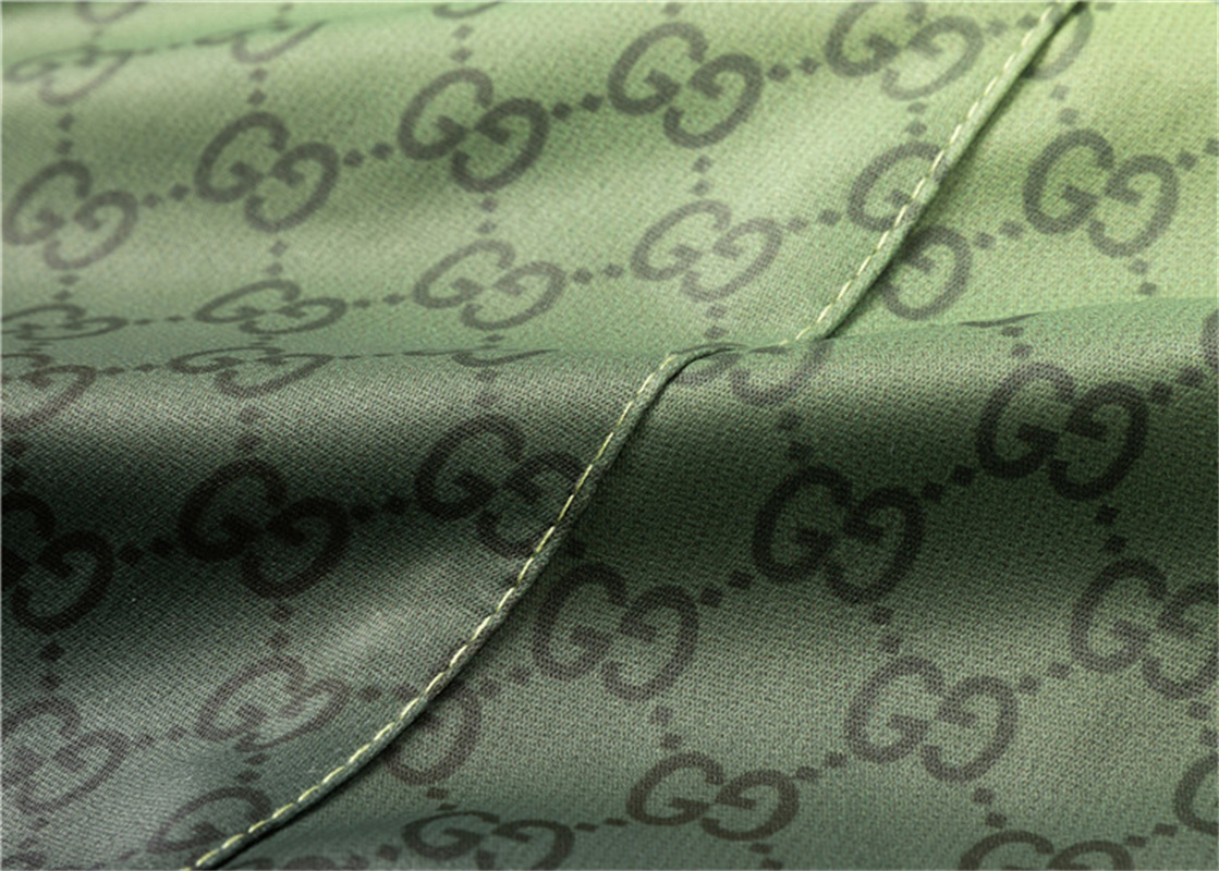 AA96-1-AA96-2  GUCCI   553824#swim trunks gallery